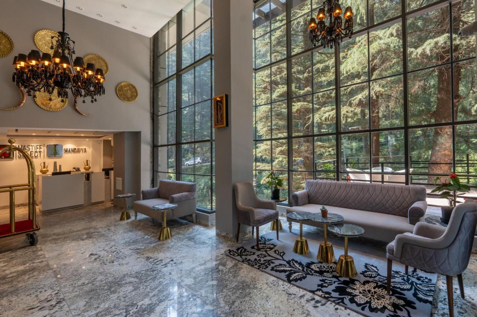 Hotel Mastiff Select Mandavya Dharamkot, Mcleodganj 5*