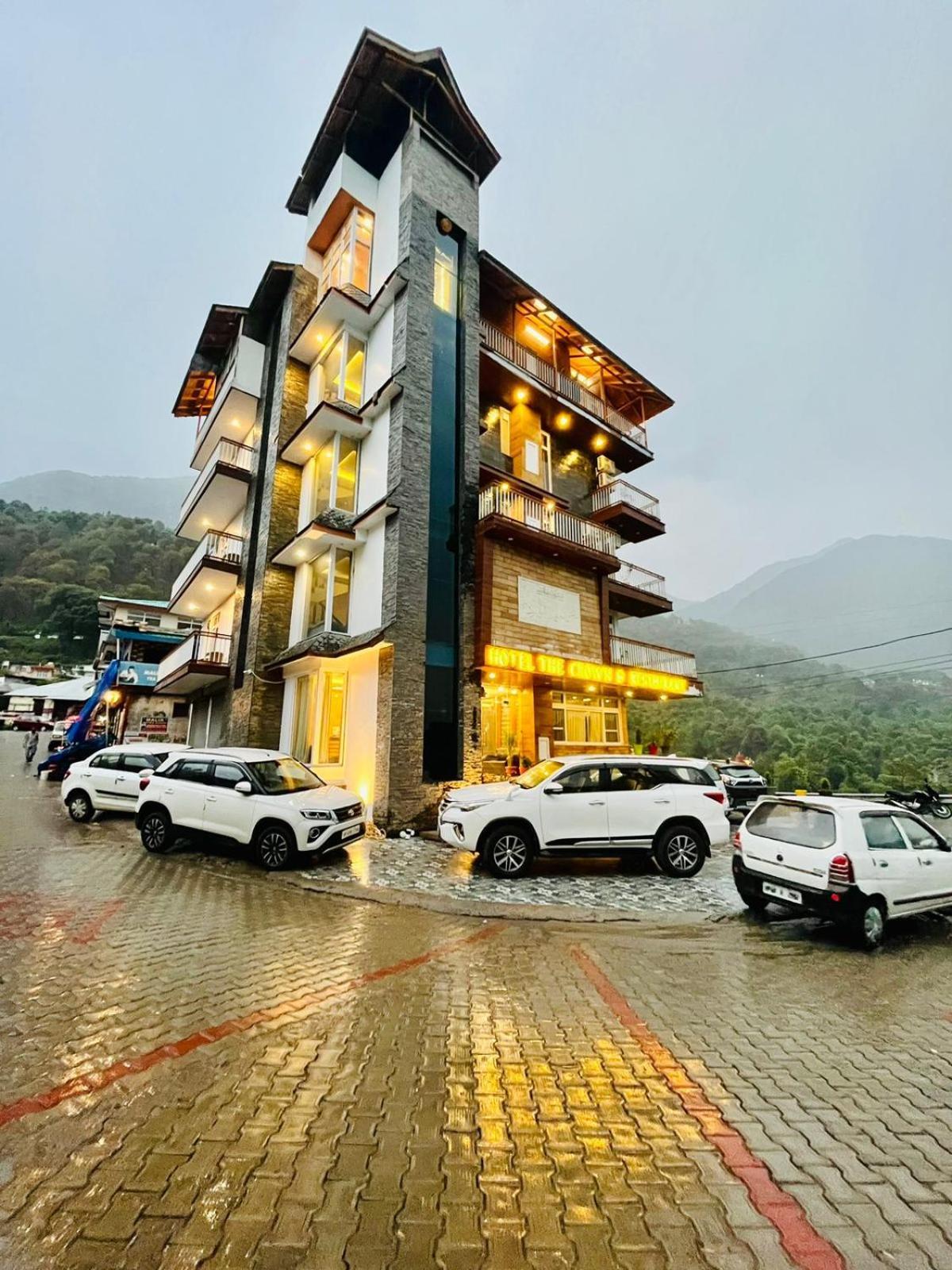 The Crown Hotel