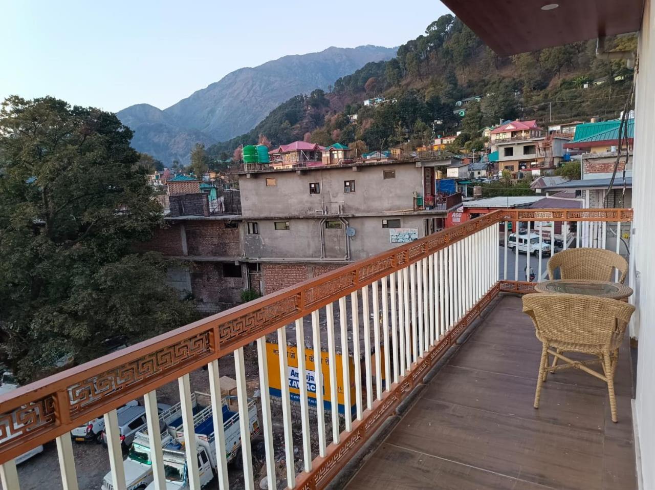 Hotel The Crown Dharamshala