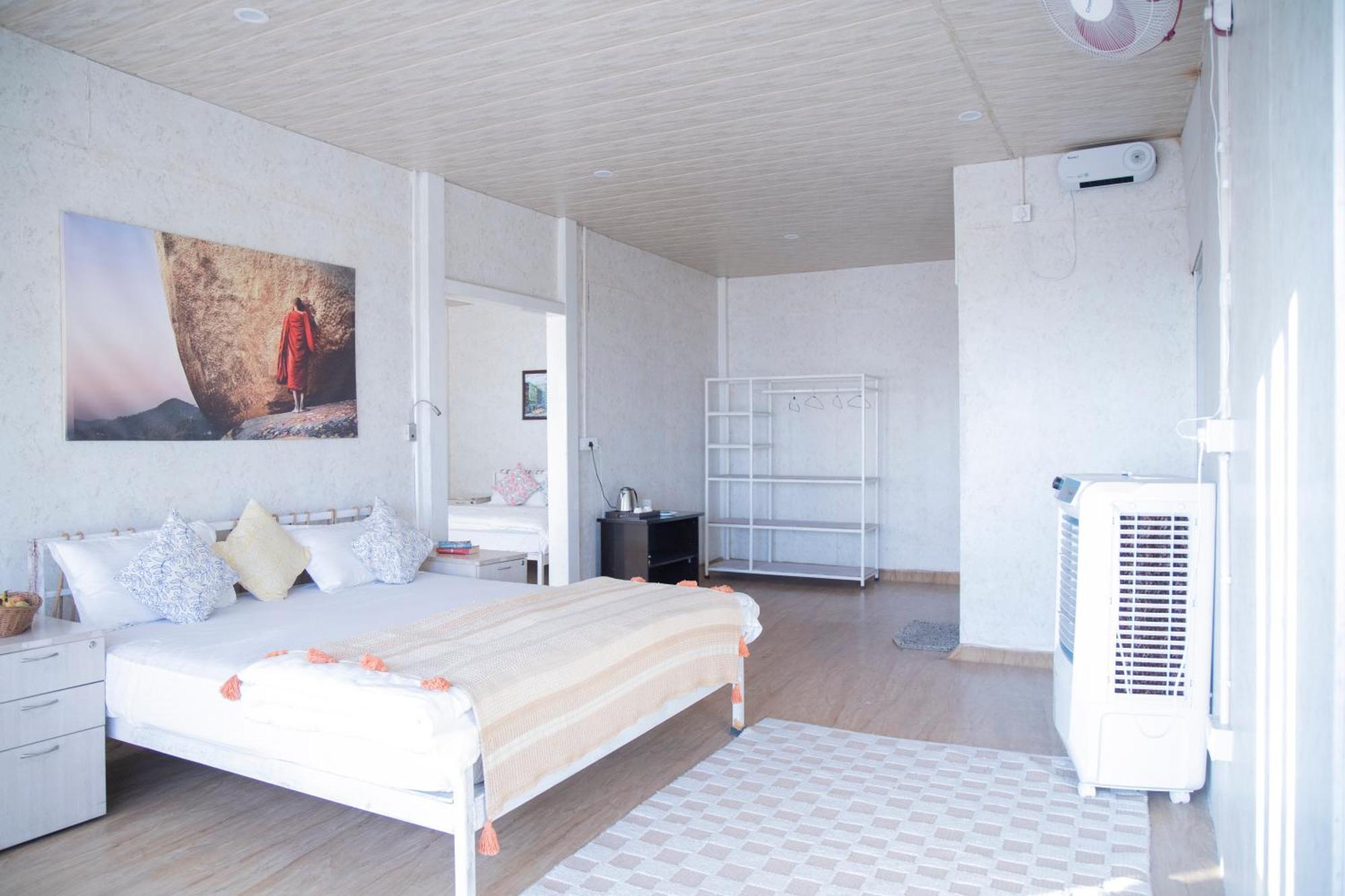 Hotel The Acanti,