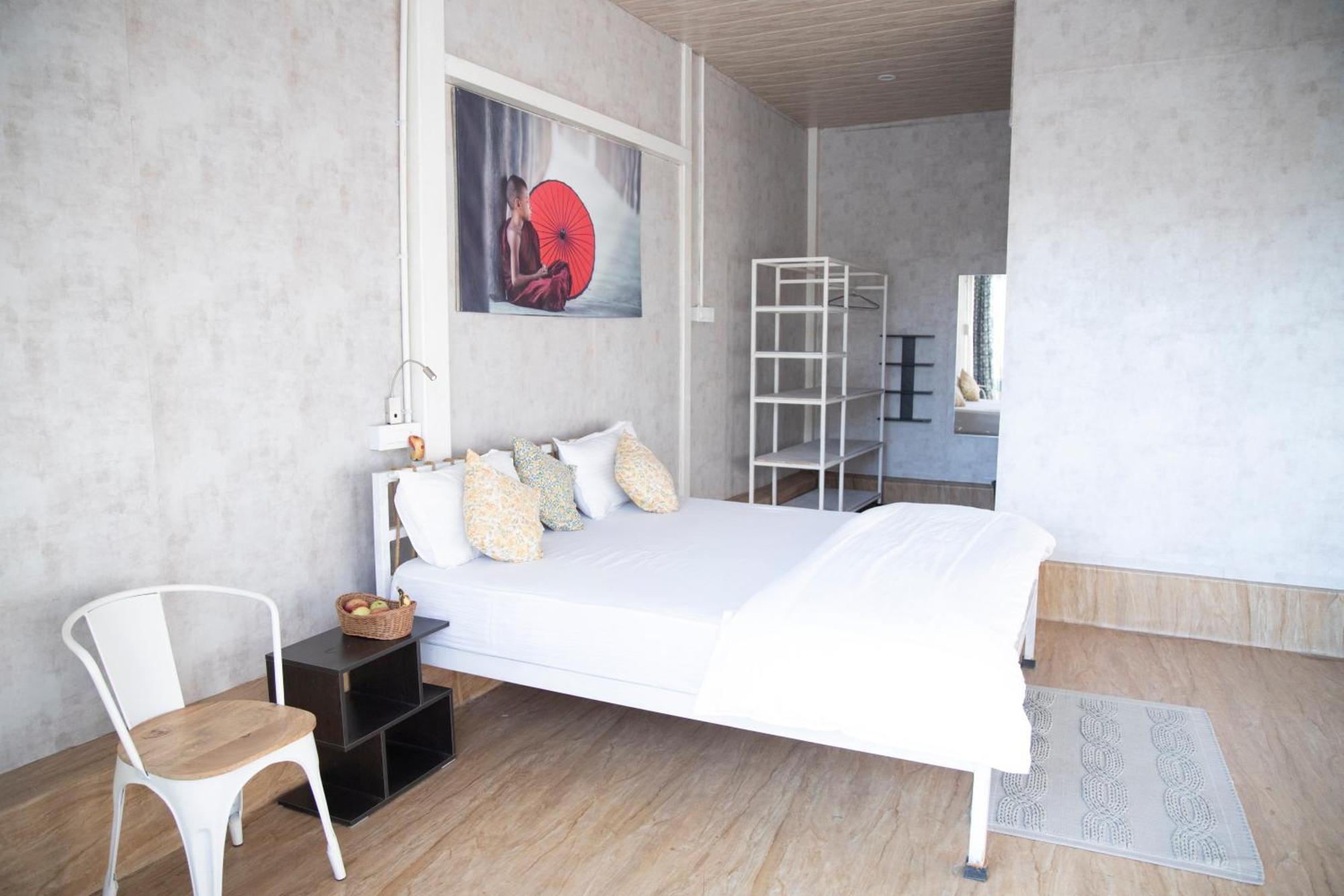 Hotel The Acanti,