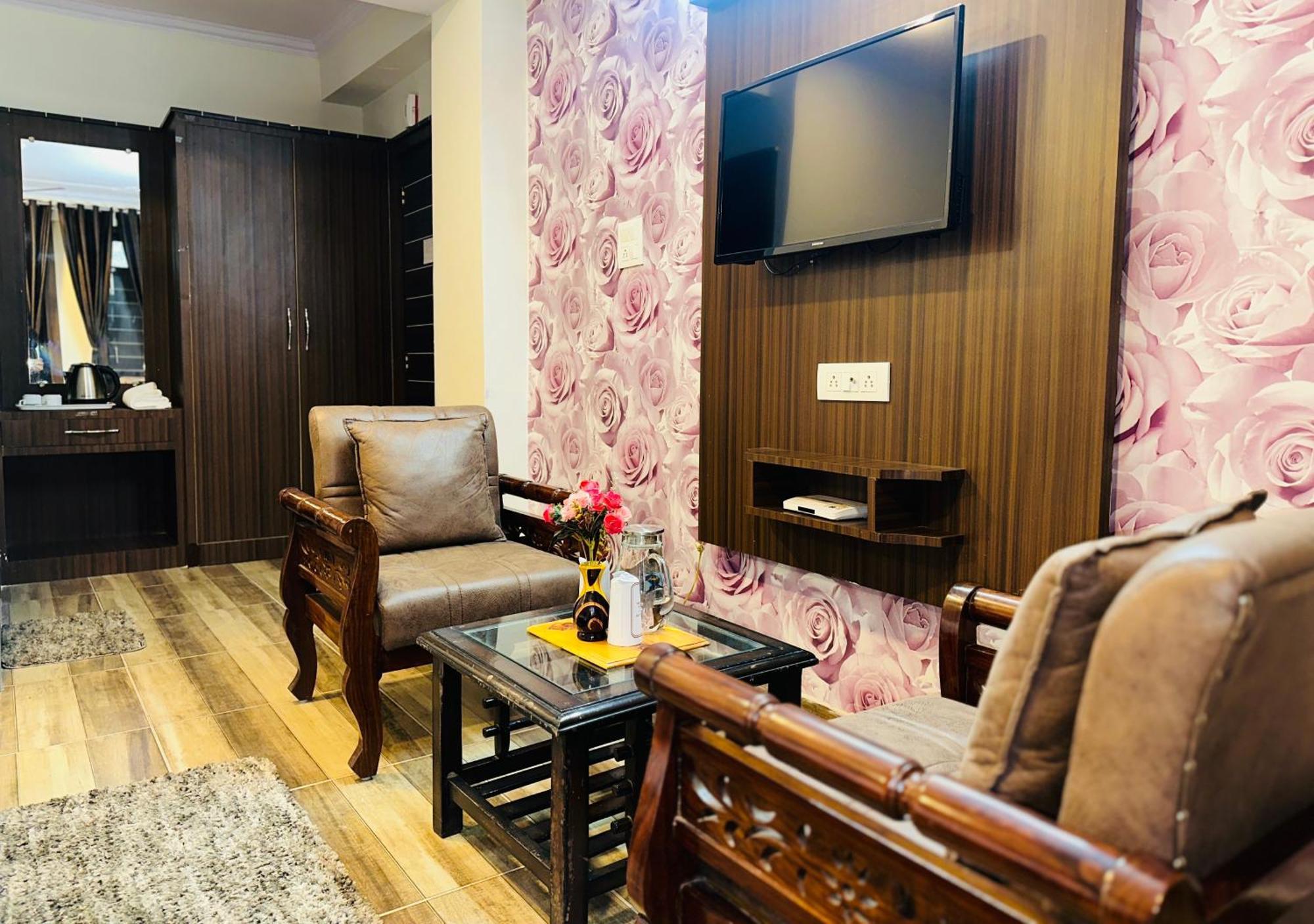 Homestay Him Residency Mcleodganj *
