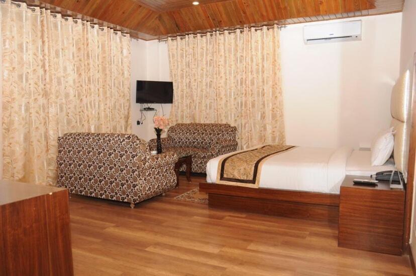 Paradise Sheela Dharamshala