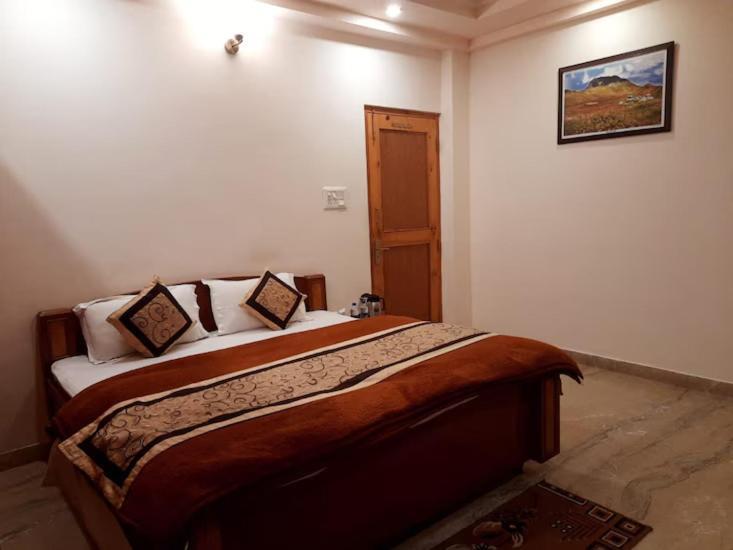 Hotel Paradise Sheela
