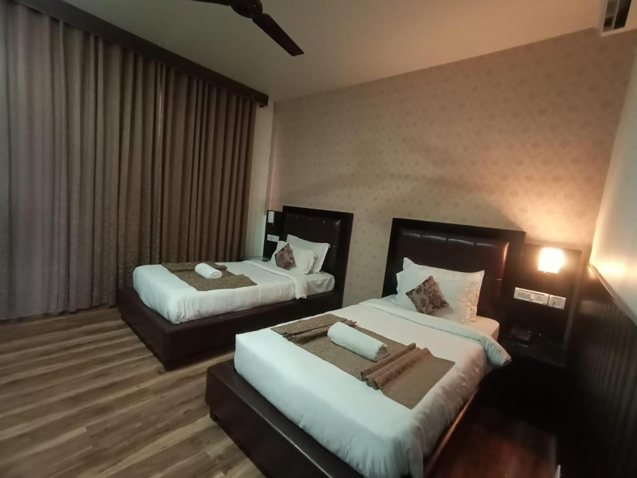 #the Vaikunth Mcleodganj Dhauladhaar View# Big Free Parking# Ac Centrally#elevator