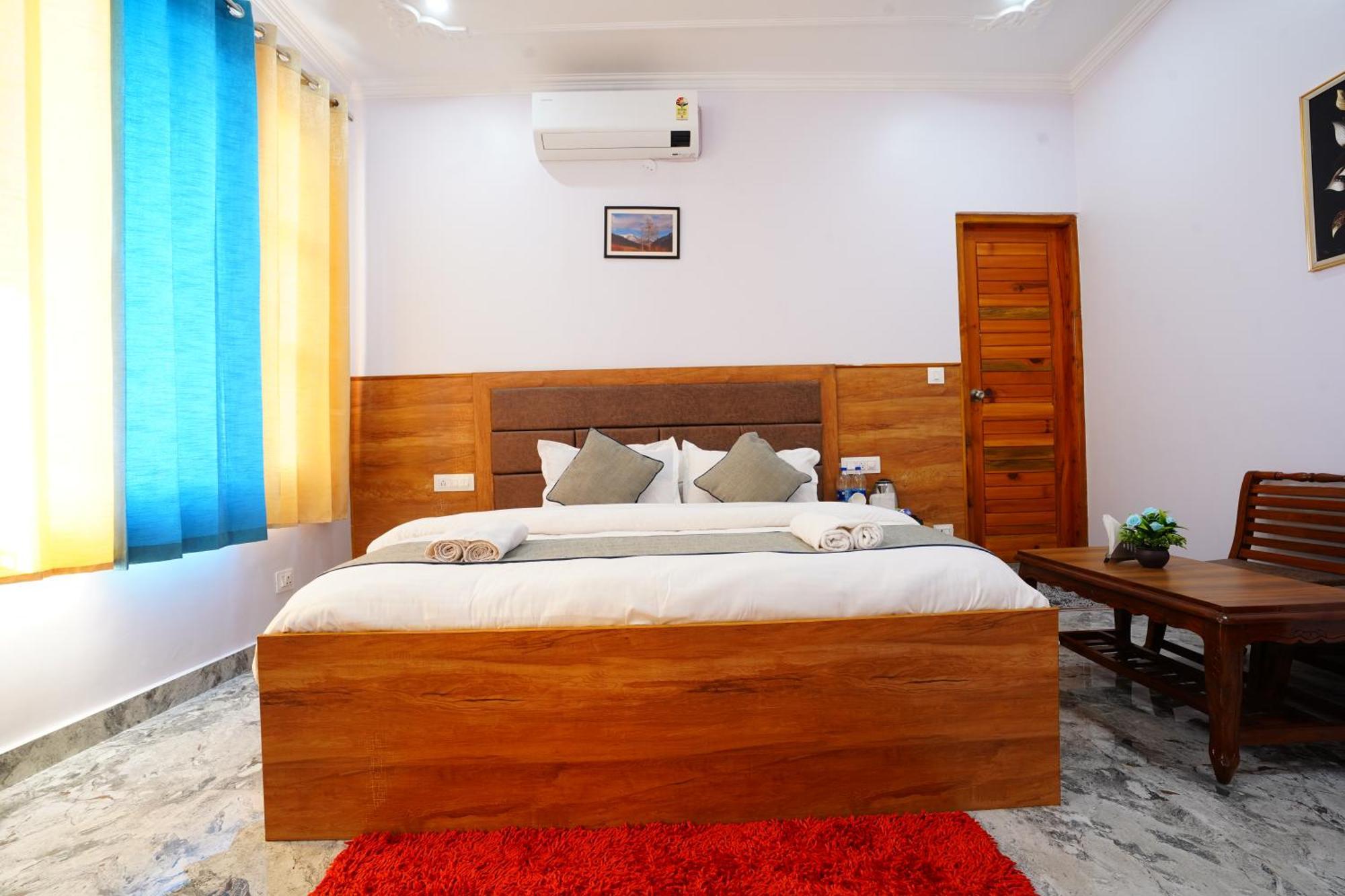 Sparrow Hotel 3*