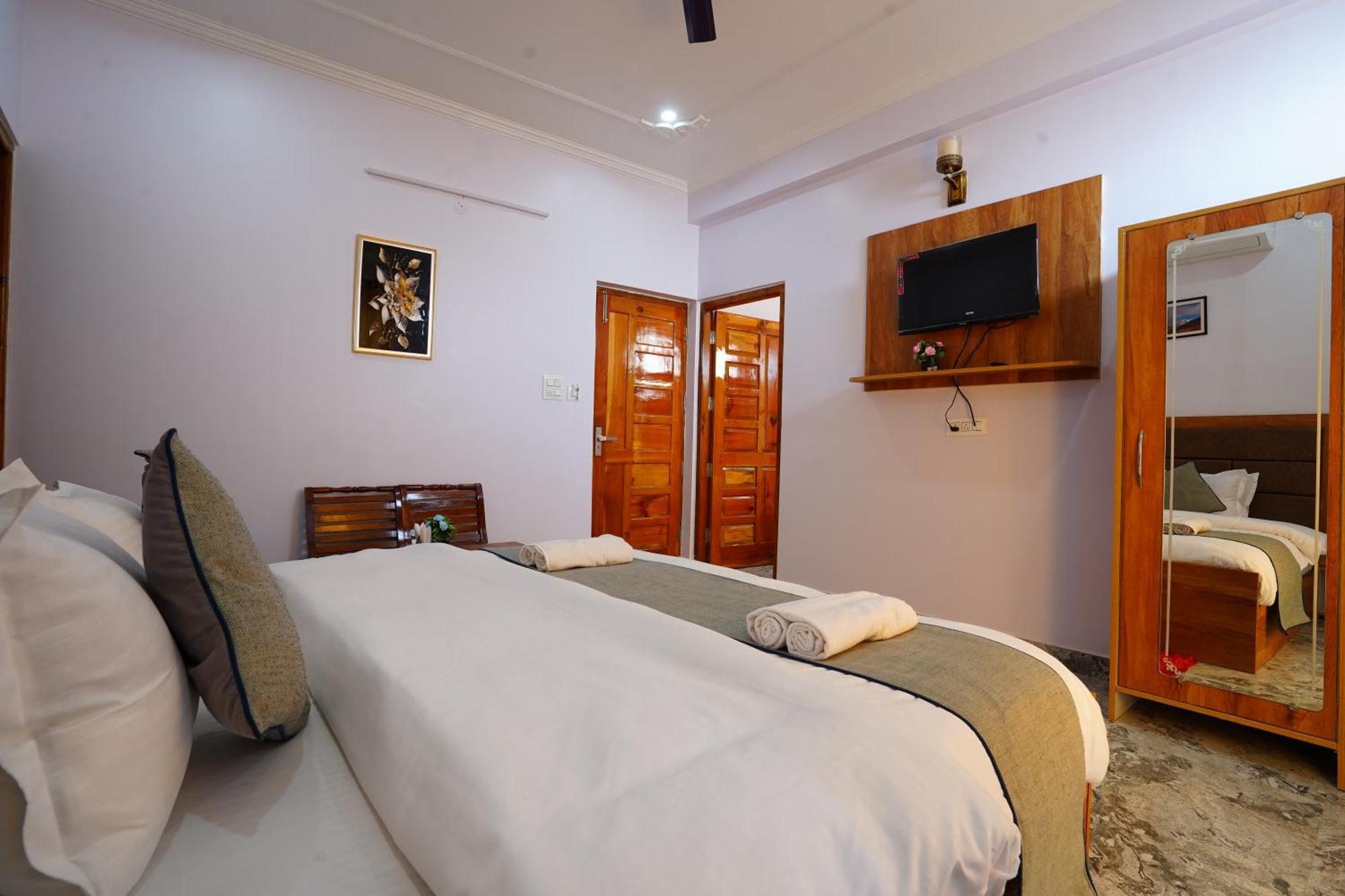 Sparrow Hotel 3*