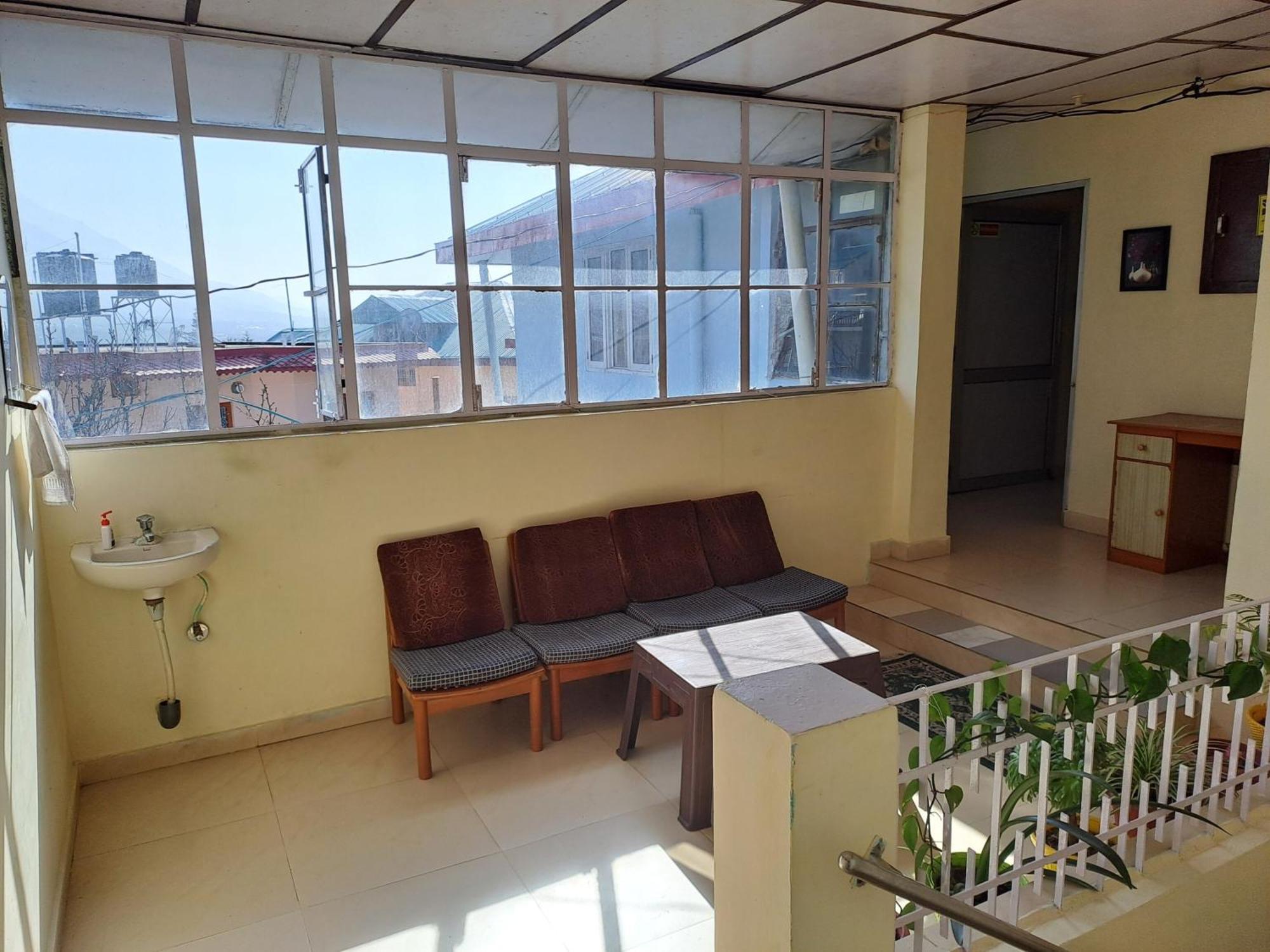 Hotel O Country Dharamshala