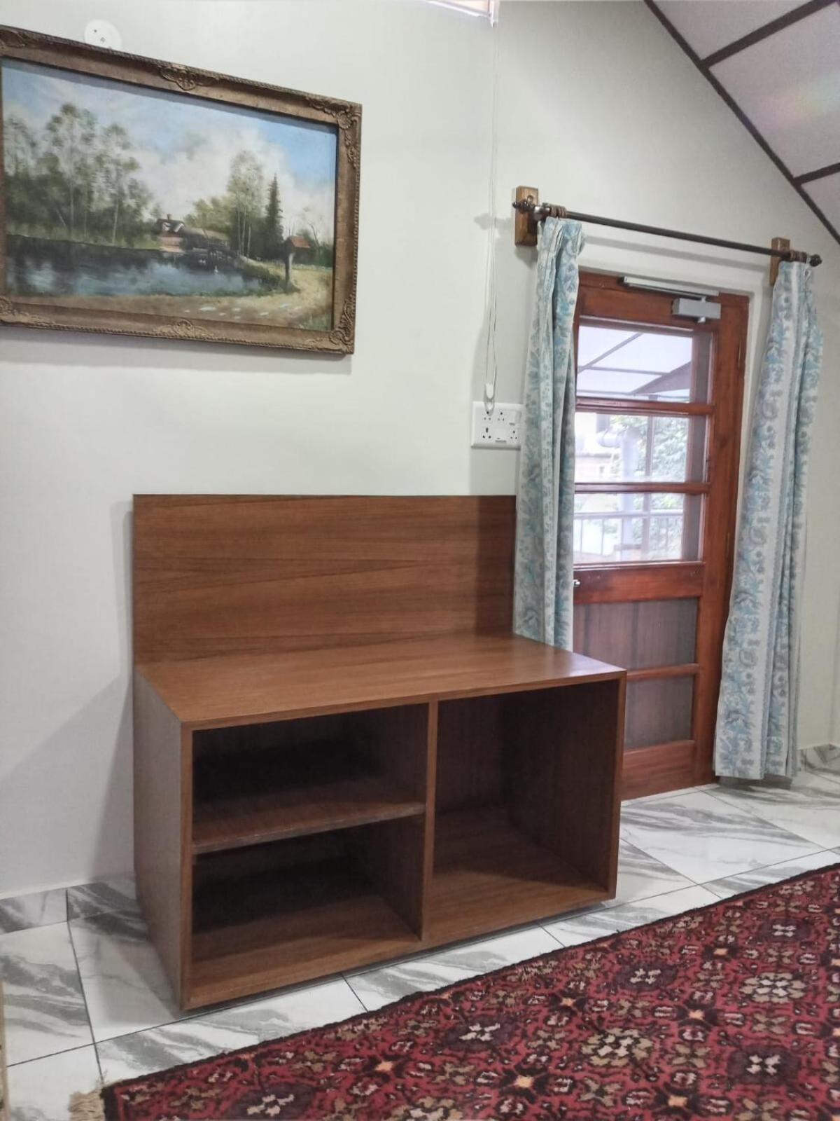 Apartment Entire Floor With Big Living Space In Dharamshala