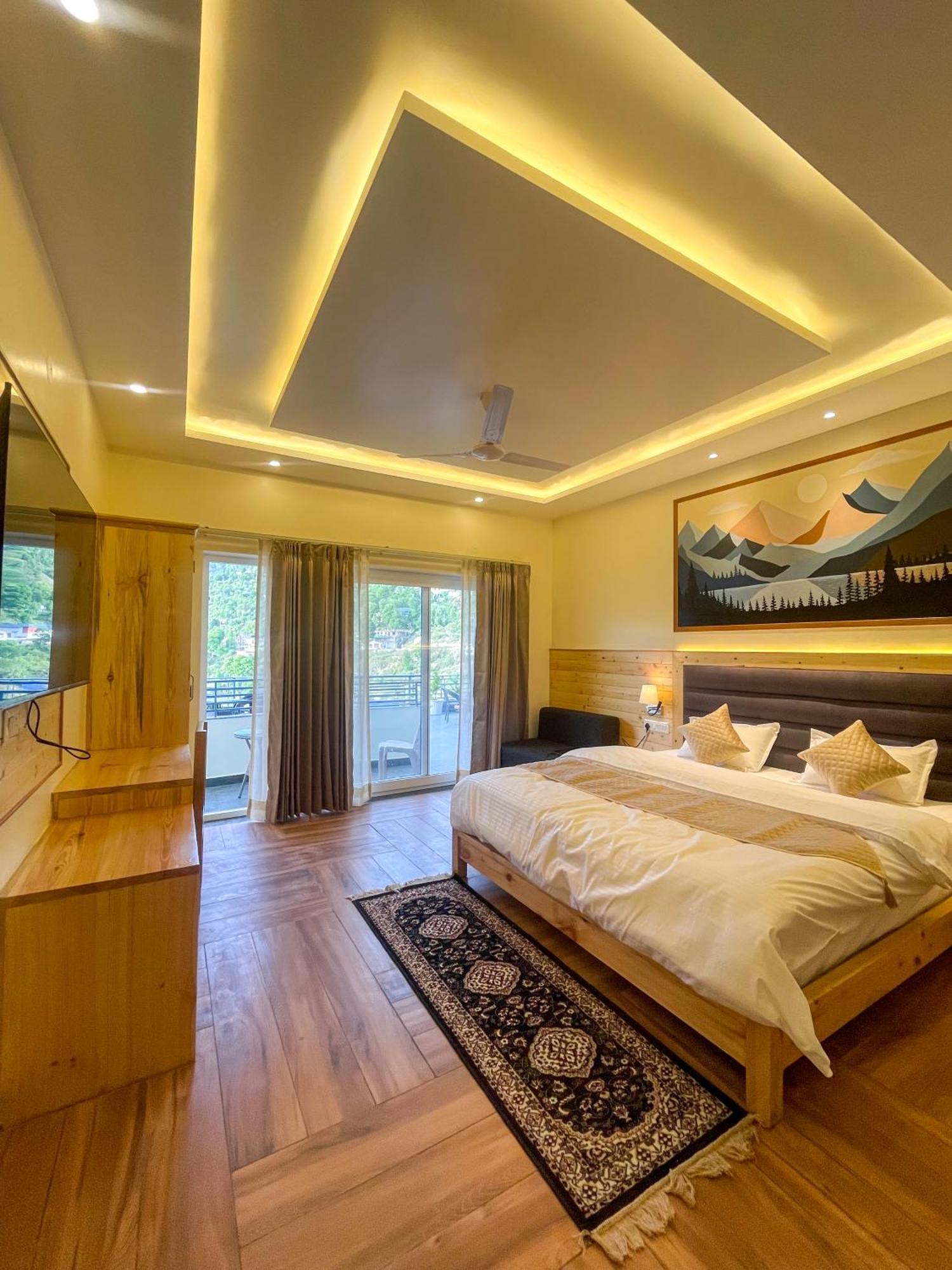 Heryk Hillview Hotel