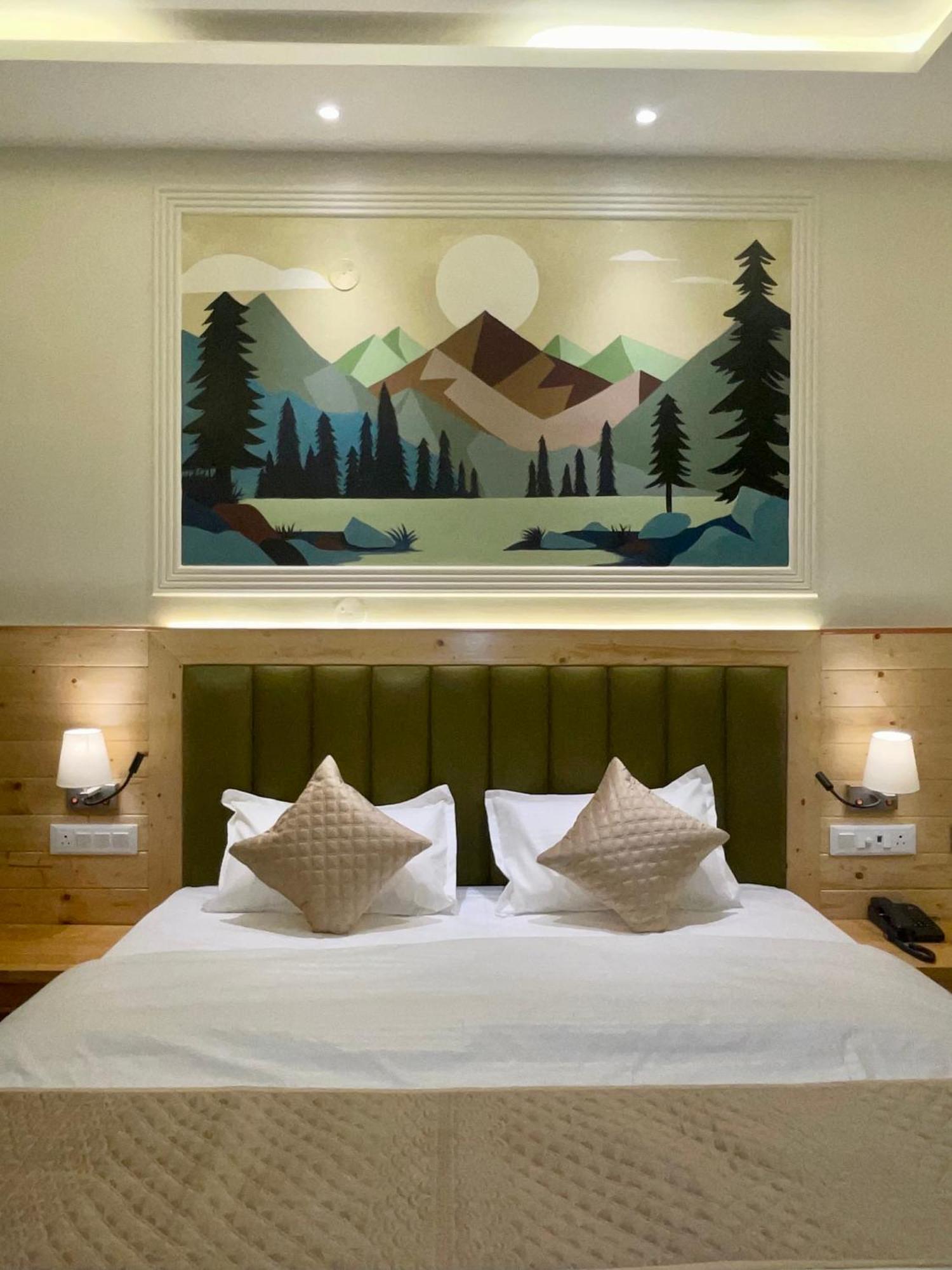 Heryk Hillview Hotel