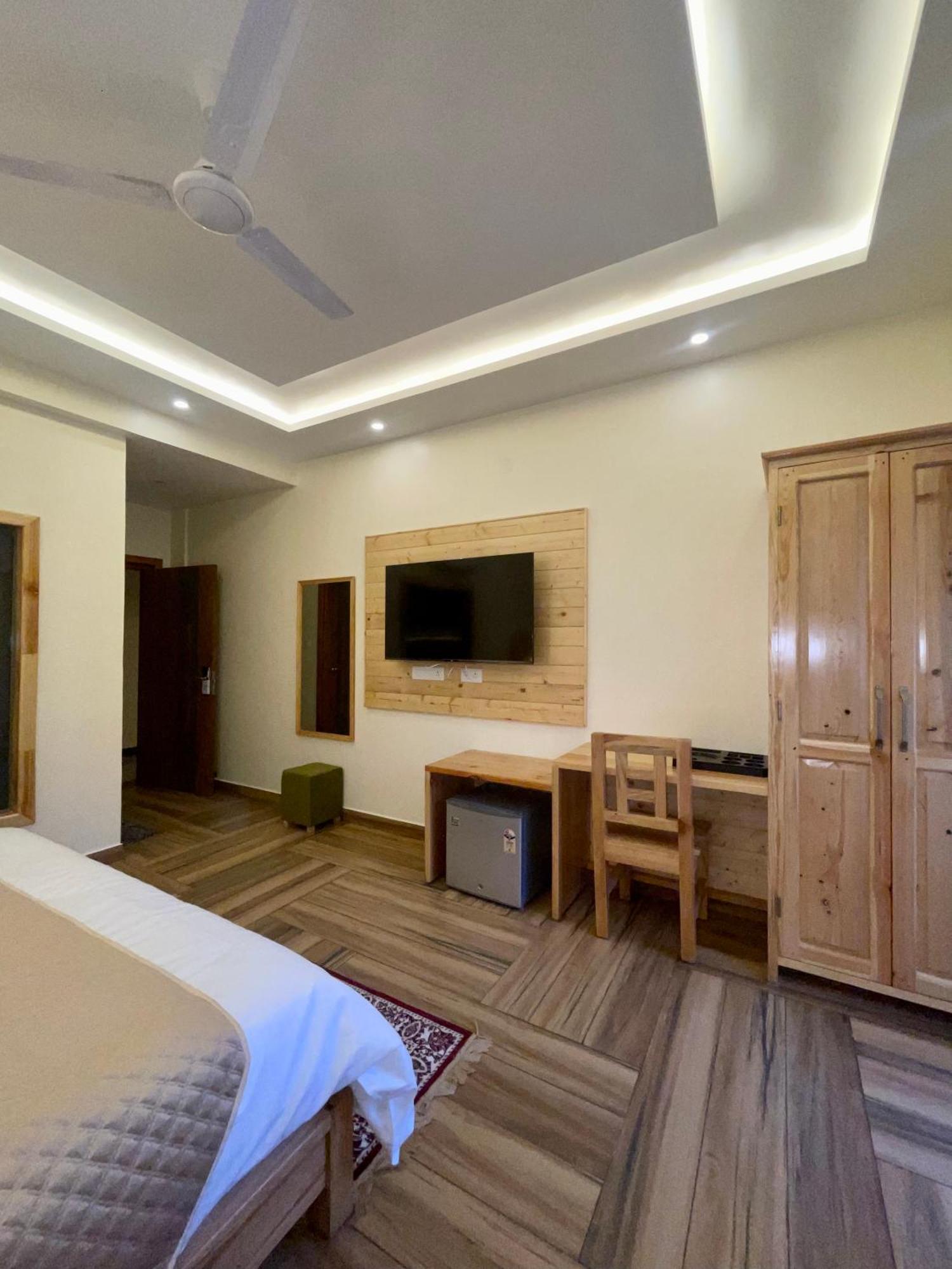 Heryk Hillview 3* Dharamshala