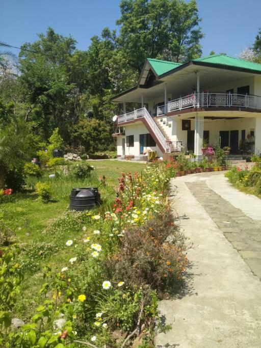 The Oasis Terrace At Rana's Niwas Chalet *