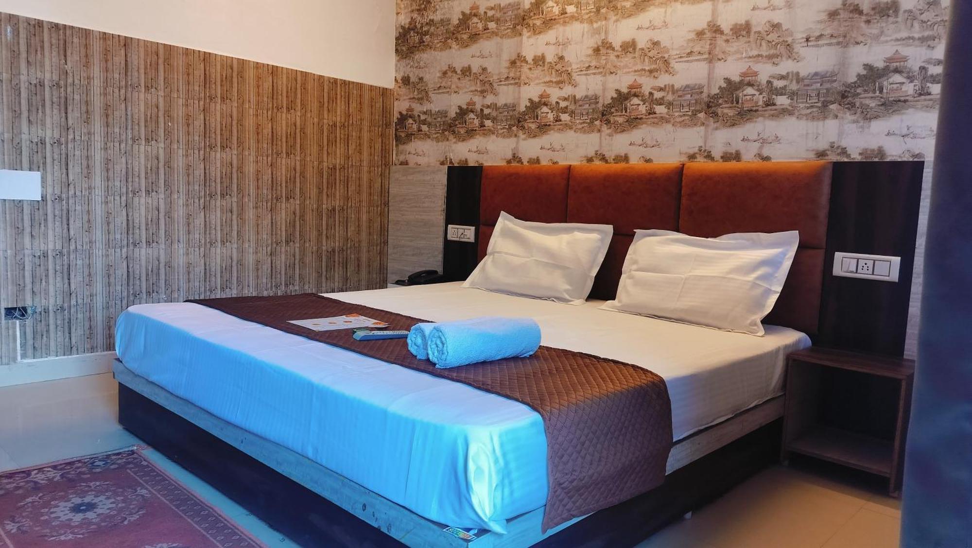 Omni 5* Dharamshala