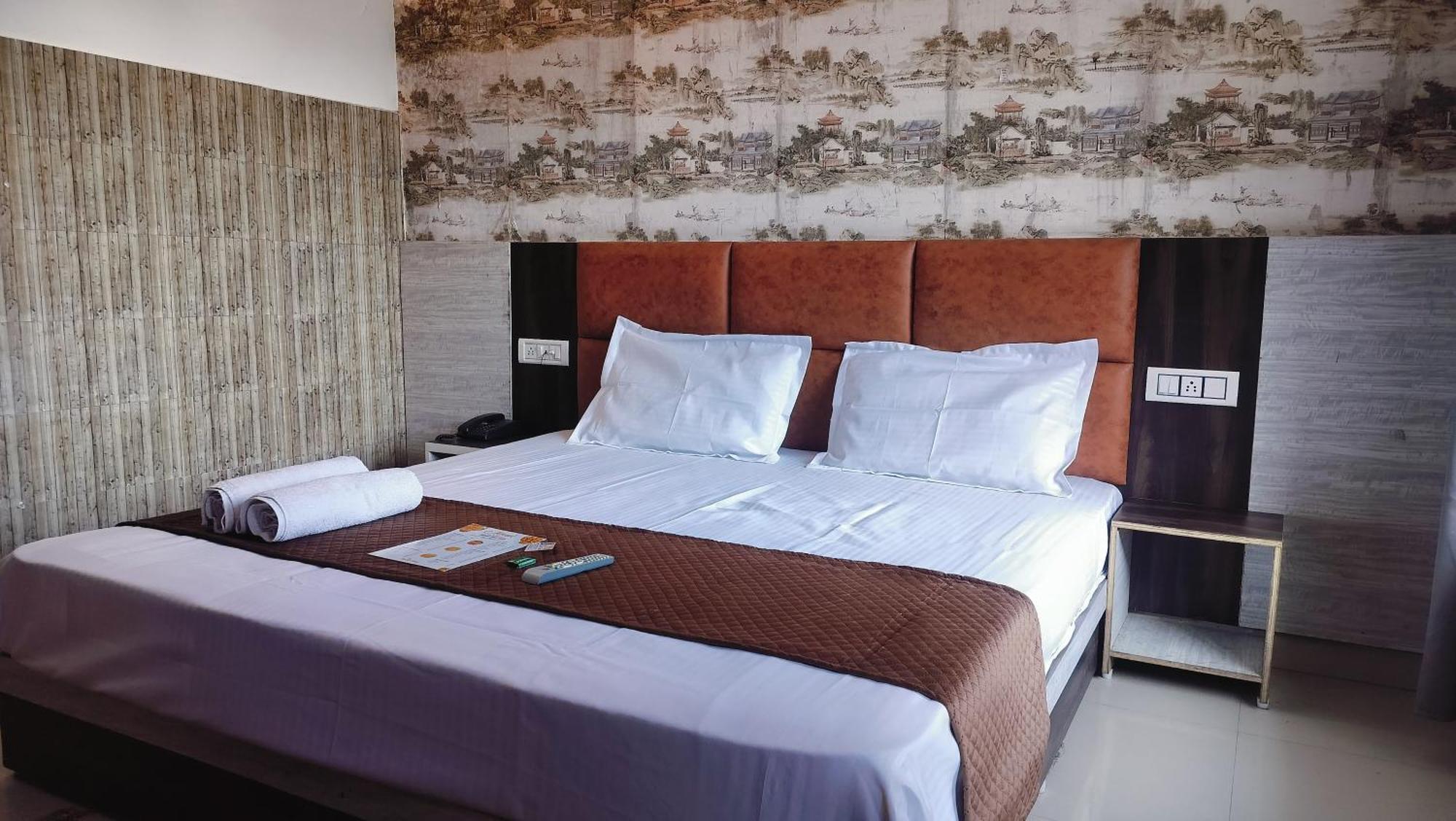 Omni 5* Dharamshala