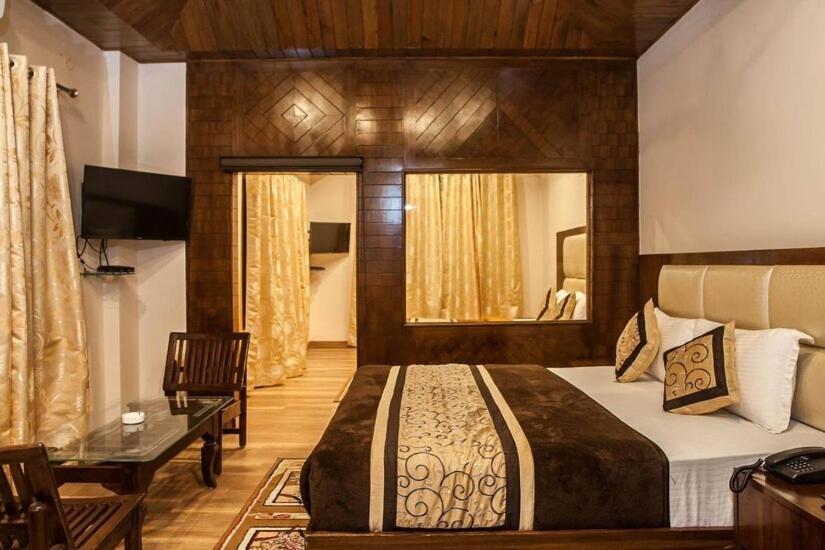 Paradise Sheela Hotel Dharamshala