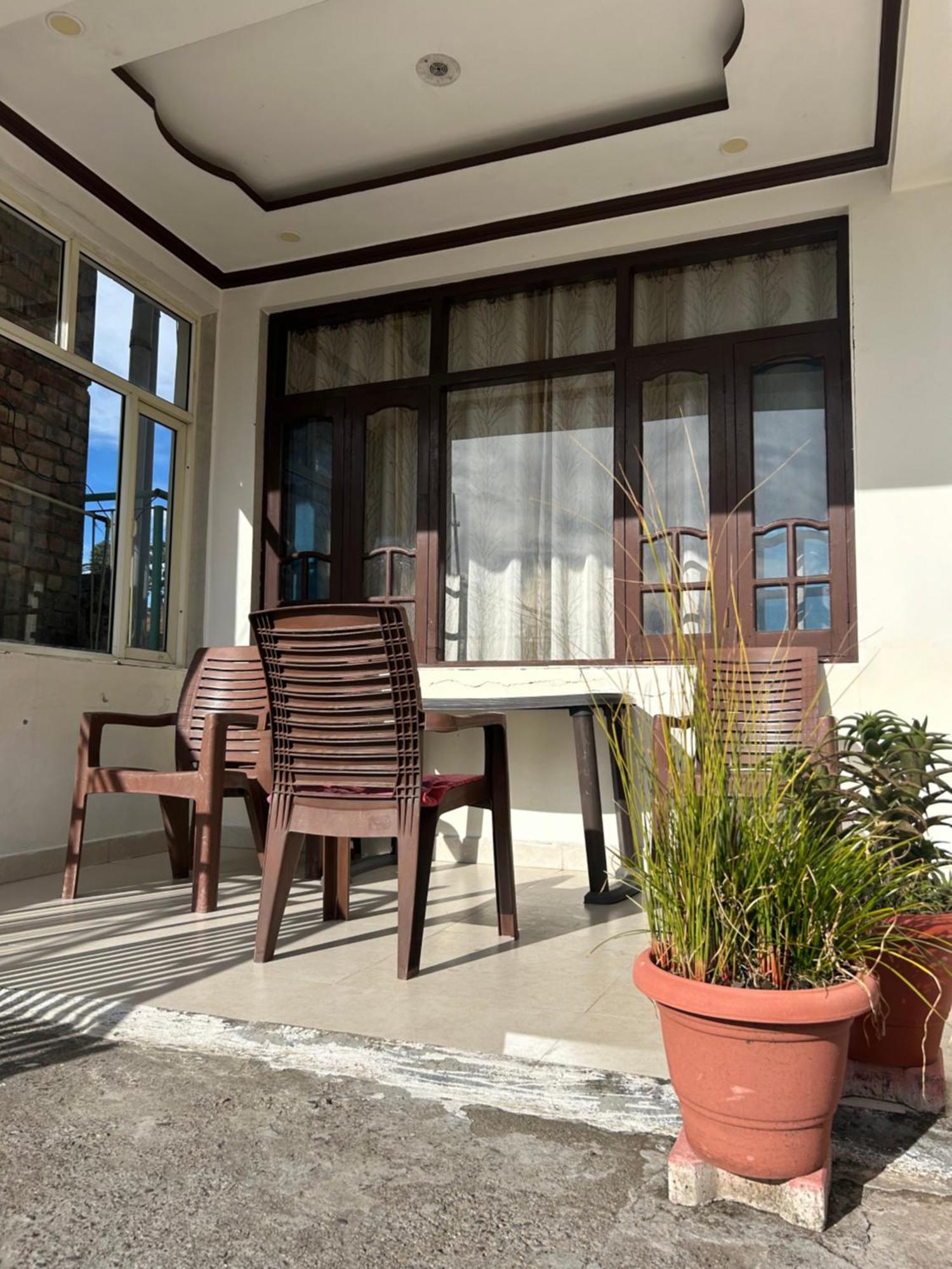 Snowwhite Homestay