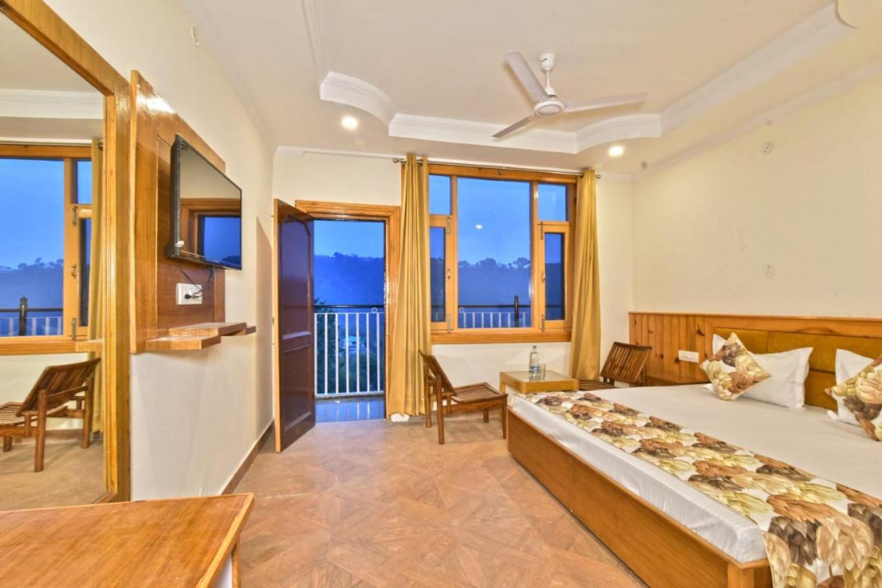 Hill Pine View 4* Dharamshala