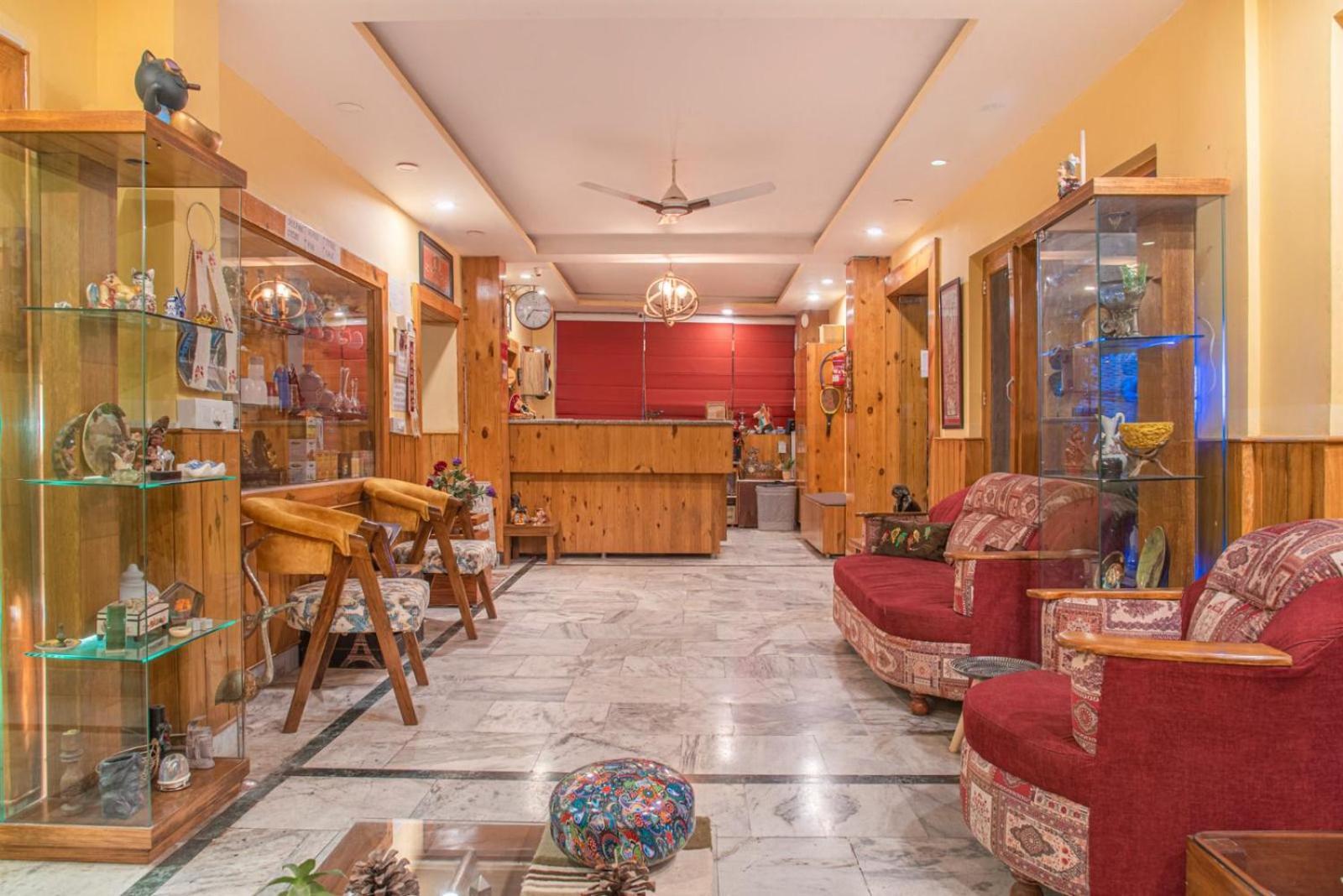 Nandini Hotel