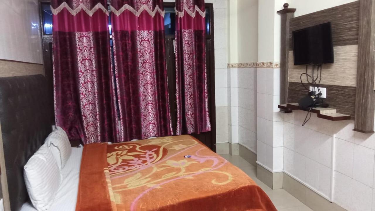 Guest house Krishna Holiday Block Ii