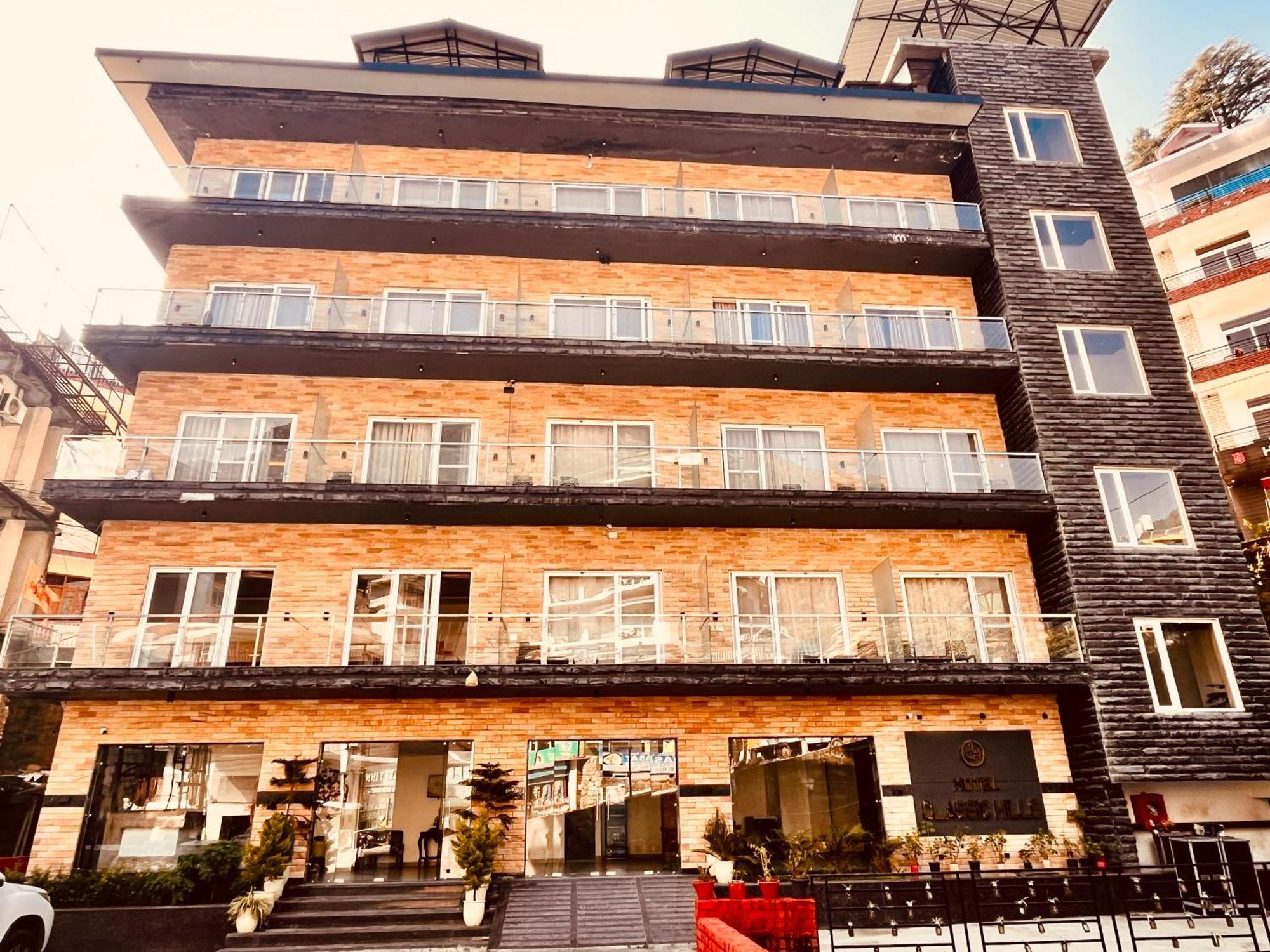 Maclo Classic Luxury - Lavish & Luxury ! Big Parking ! Lift ! All Balcony ! Prime Location ! Top Selling Property In Mcleod Ganj * Dharamshala