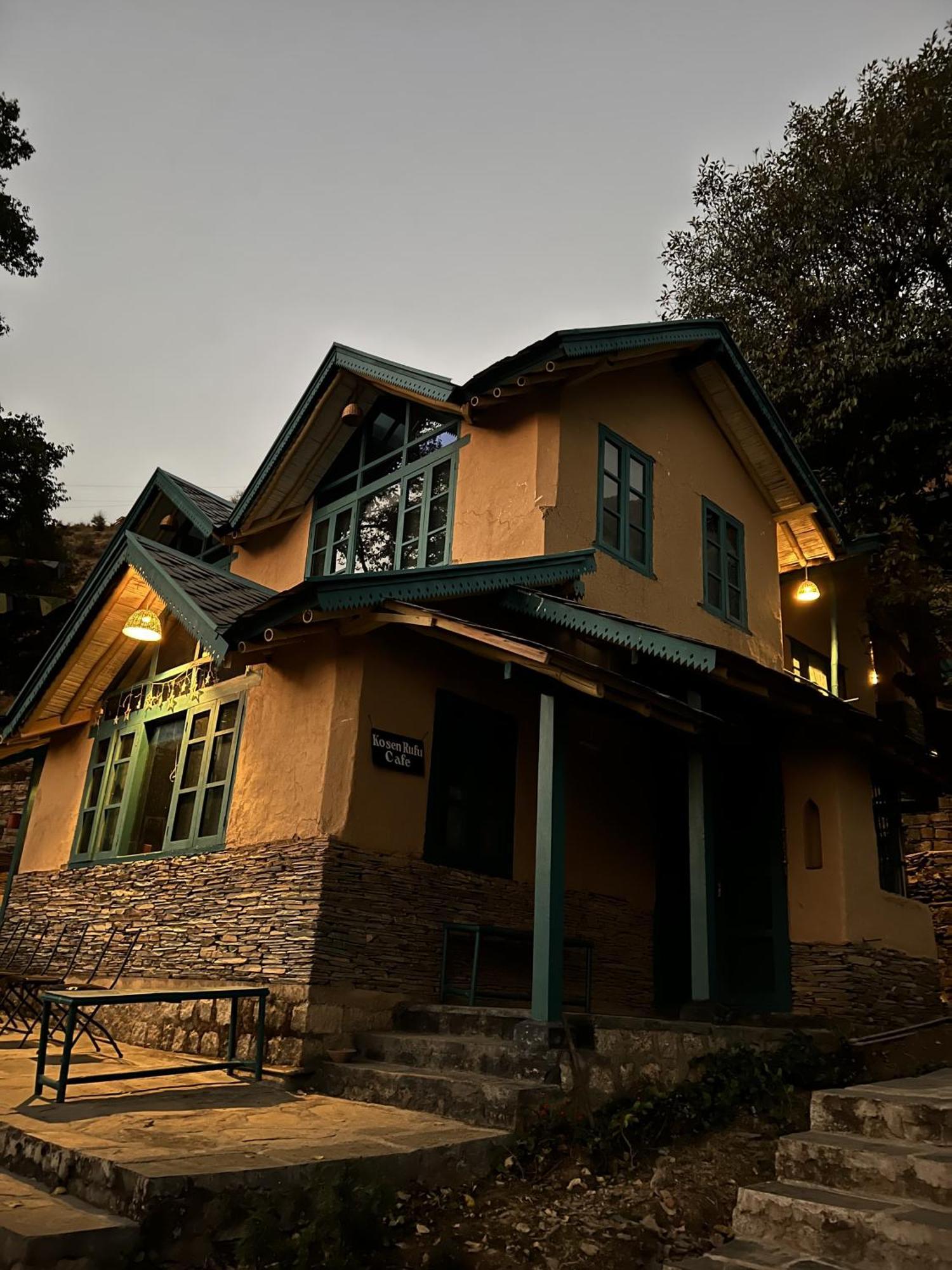 Recluse Village By Himtrek Homestay Dharamshala