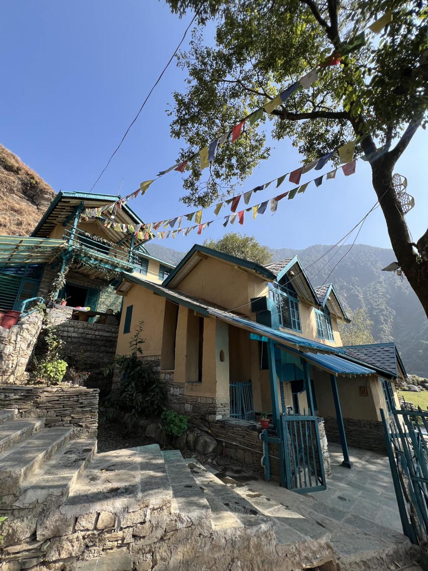 Recluse Village By Himtrek Homestay *
