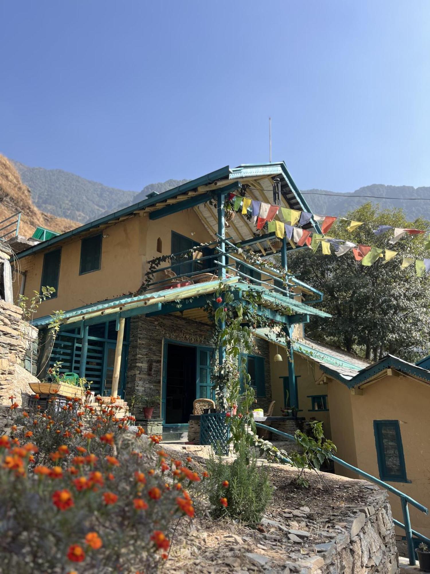 Recluse Village By Himtrek Homestay *