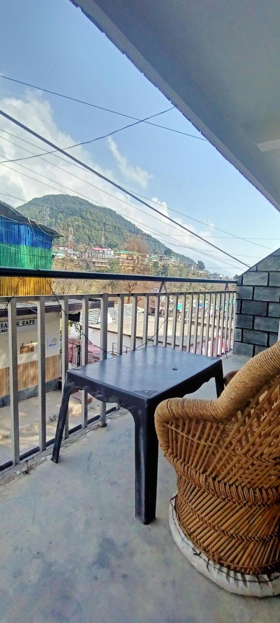 Homestay Check-in & Chill *