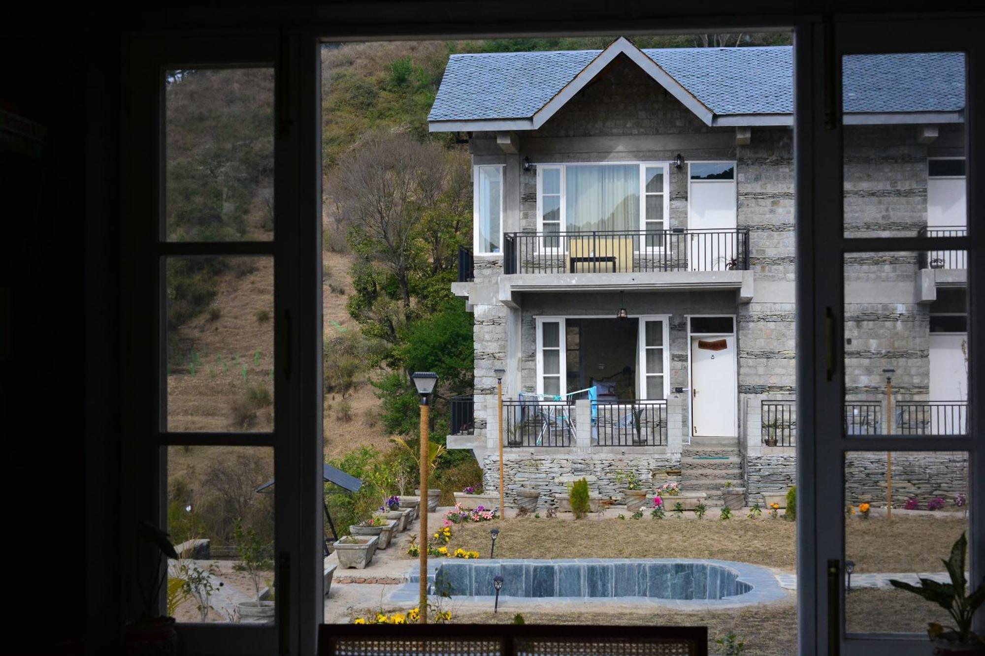 Resort Dastak Retreat