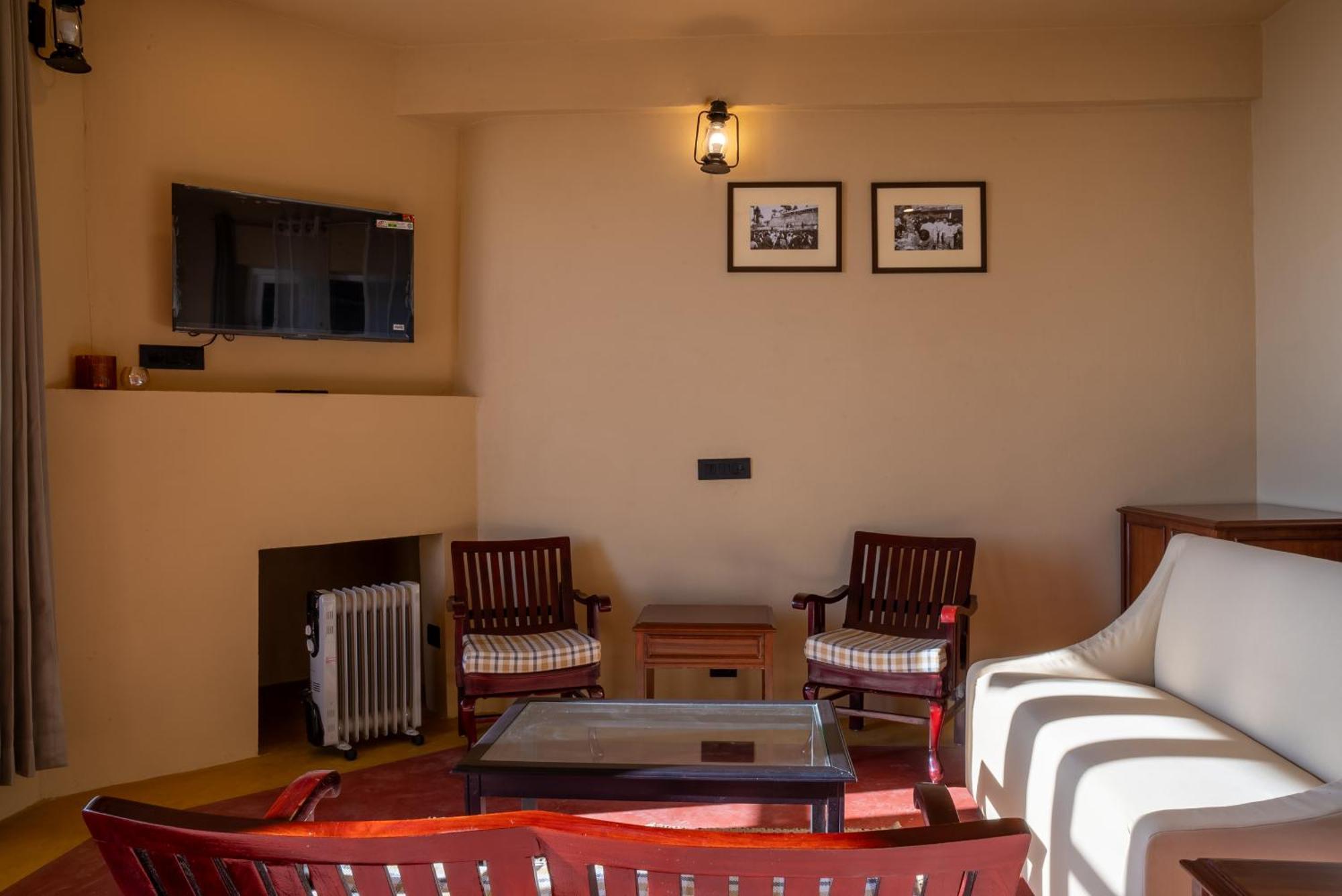 Resort Dastak Retreat