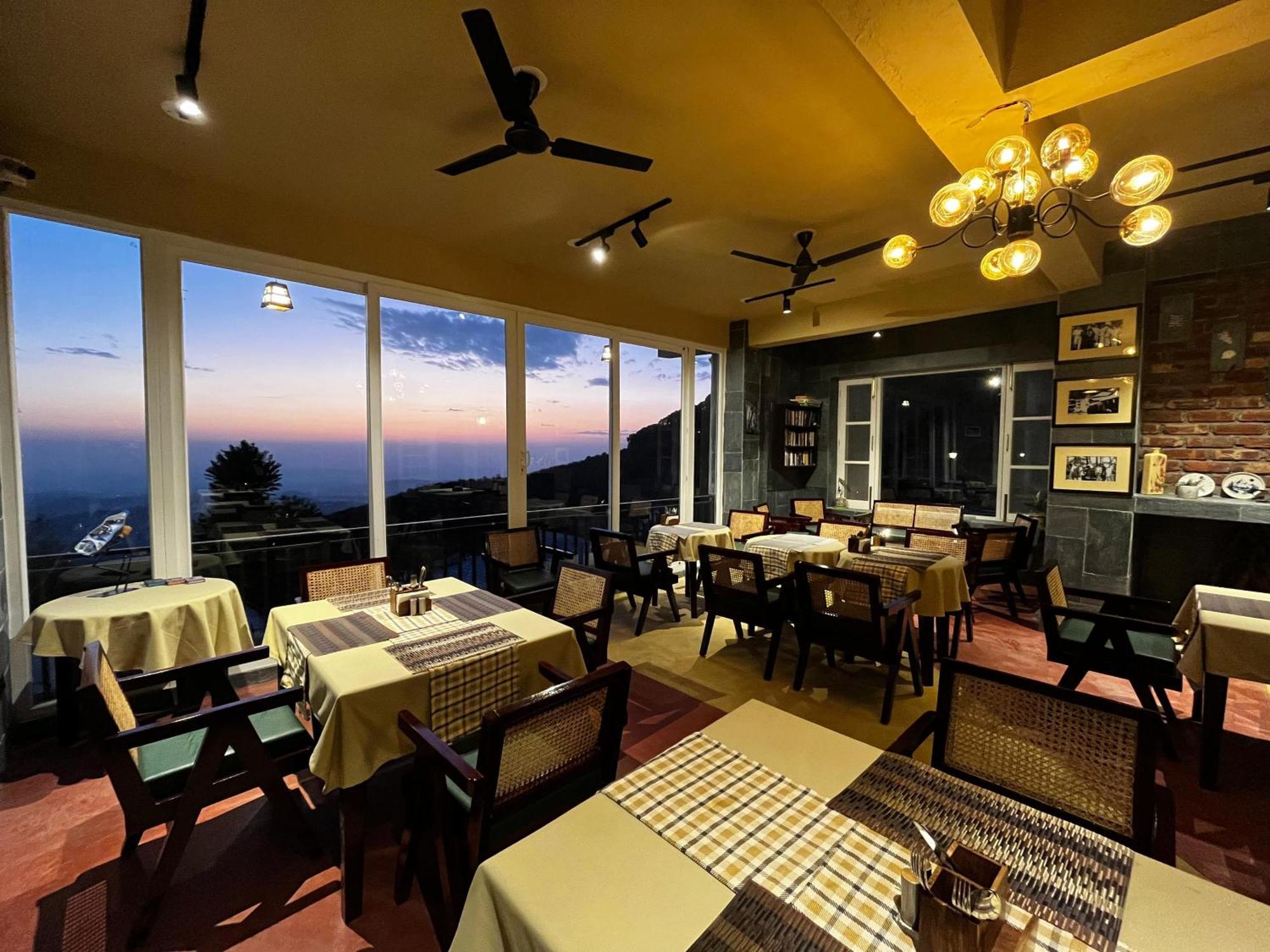 Dastak Retreat