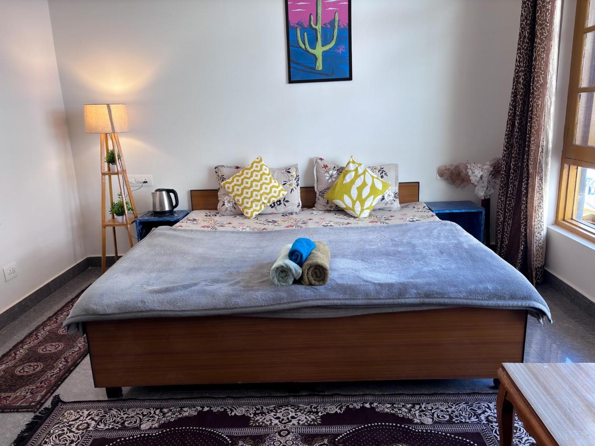 Homestay The Void - Dharamkot Dharamshala