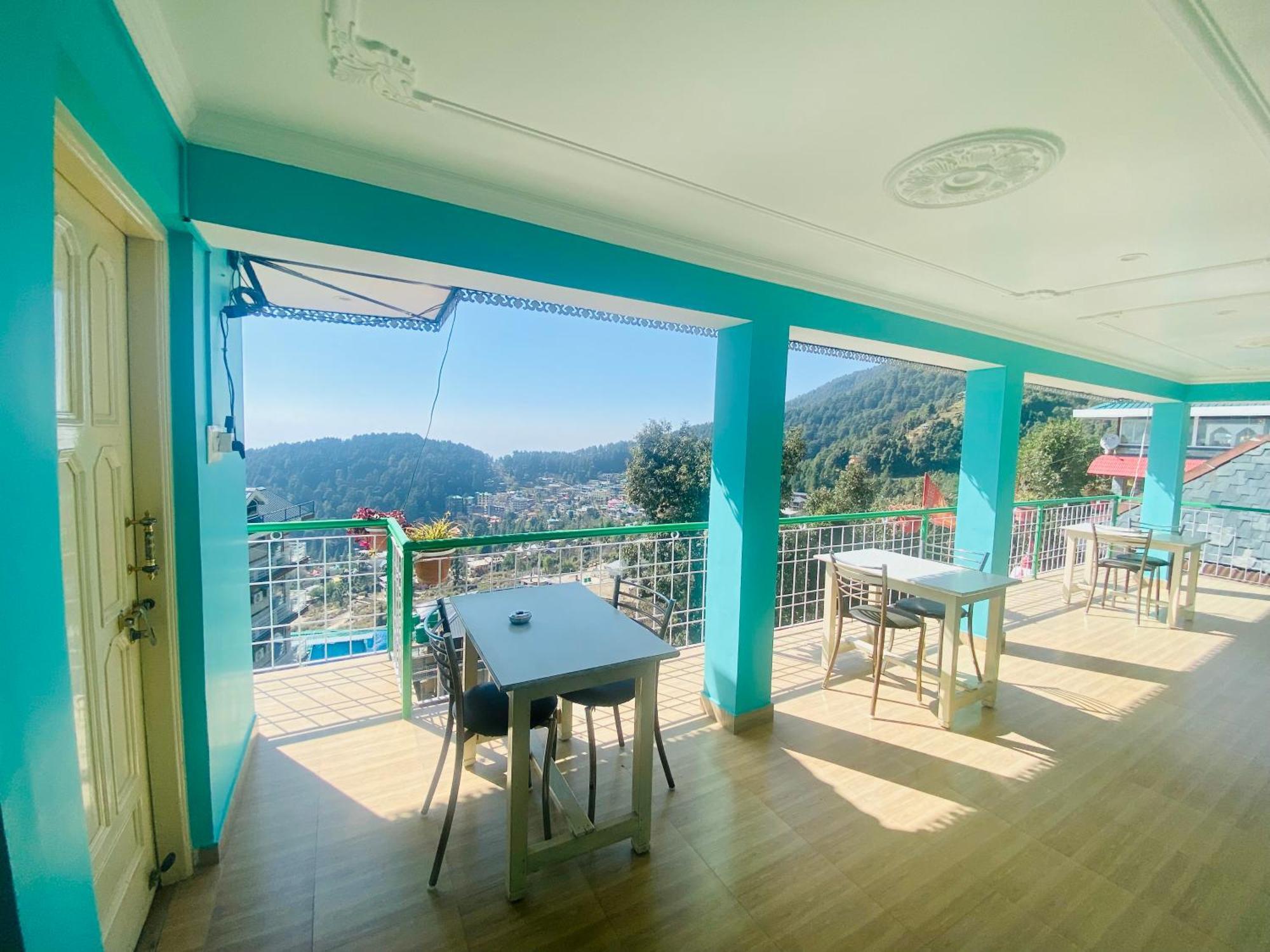 Jagatram Niwas Dharamkot Guest house *