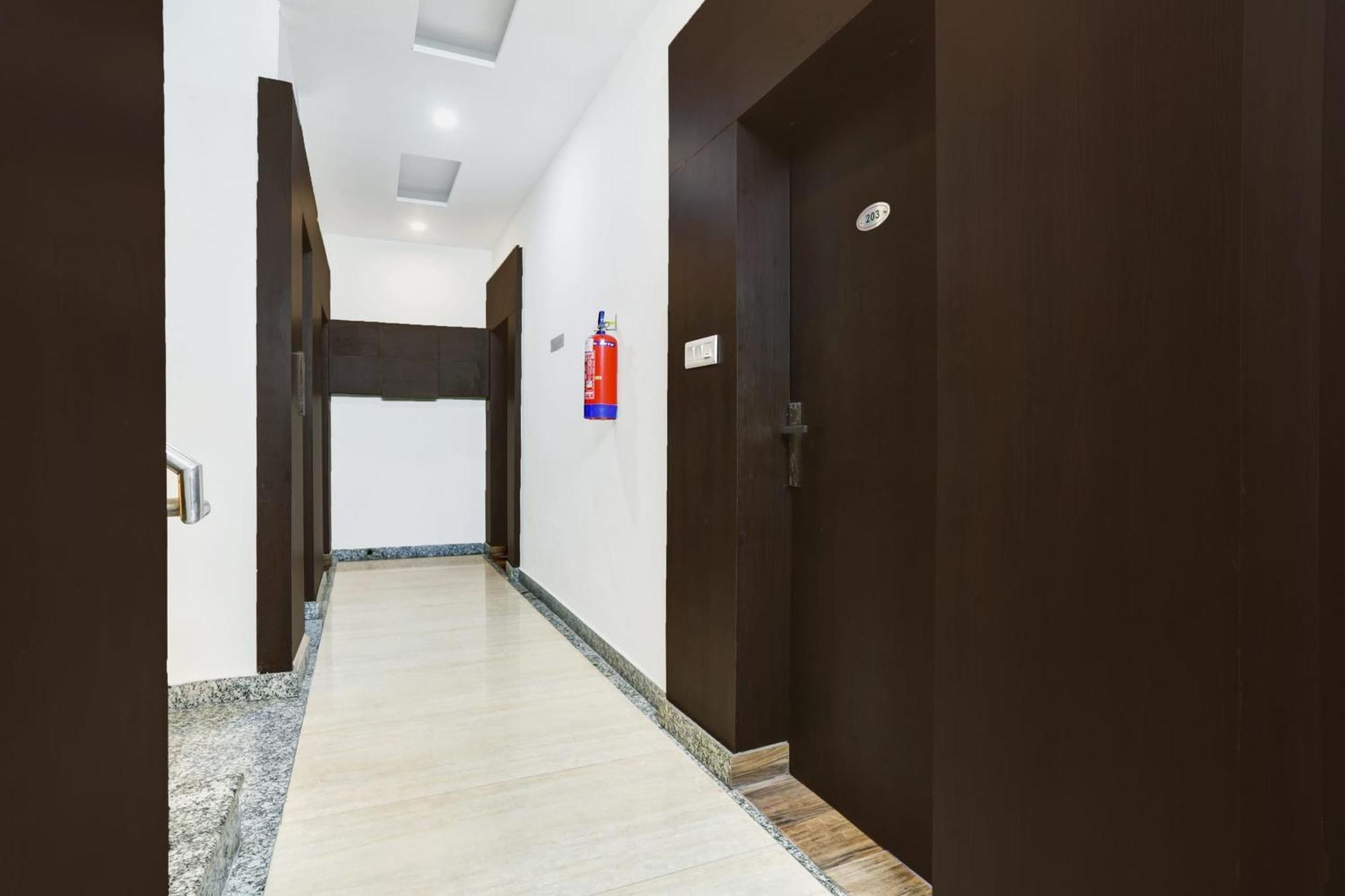 Hotel Super Townhouse