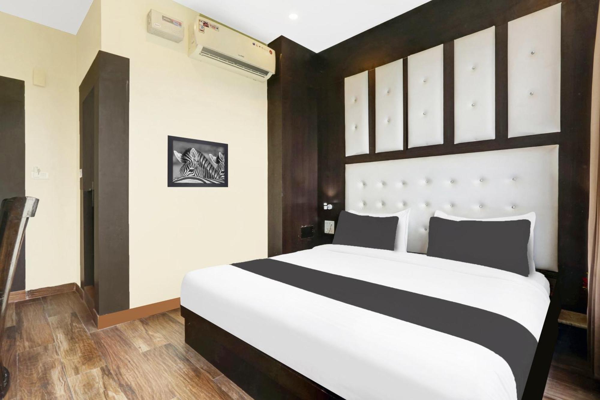 Super Townhouse Hotel 3*