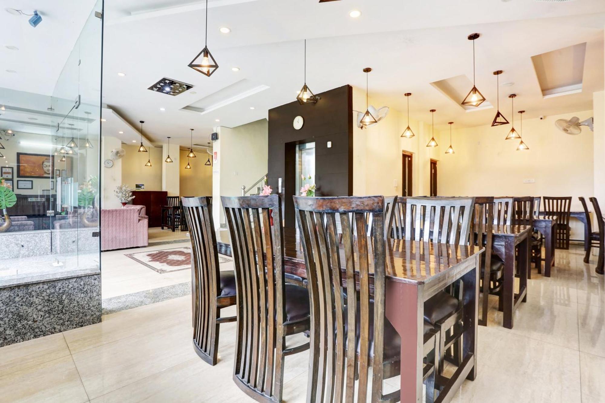 Super Townhouse Hotel 3*