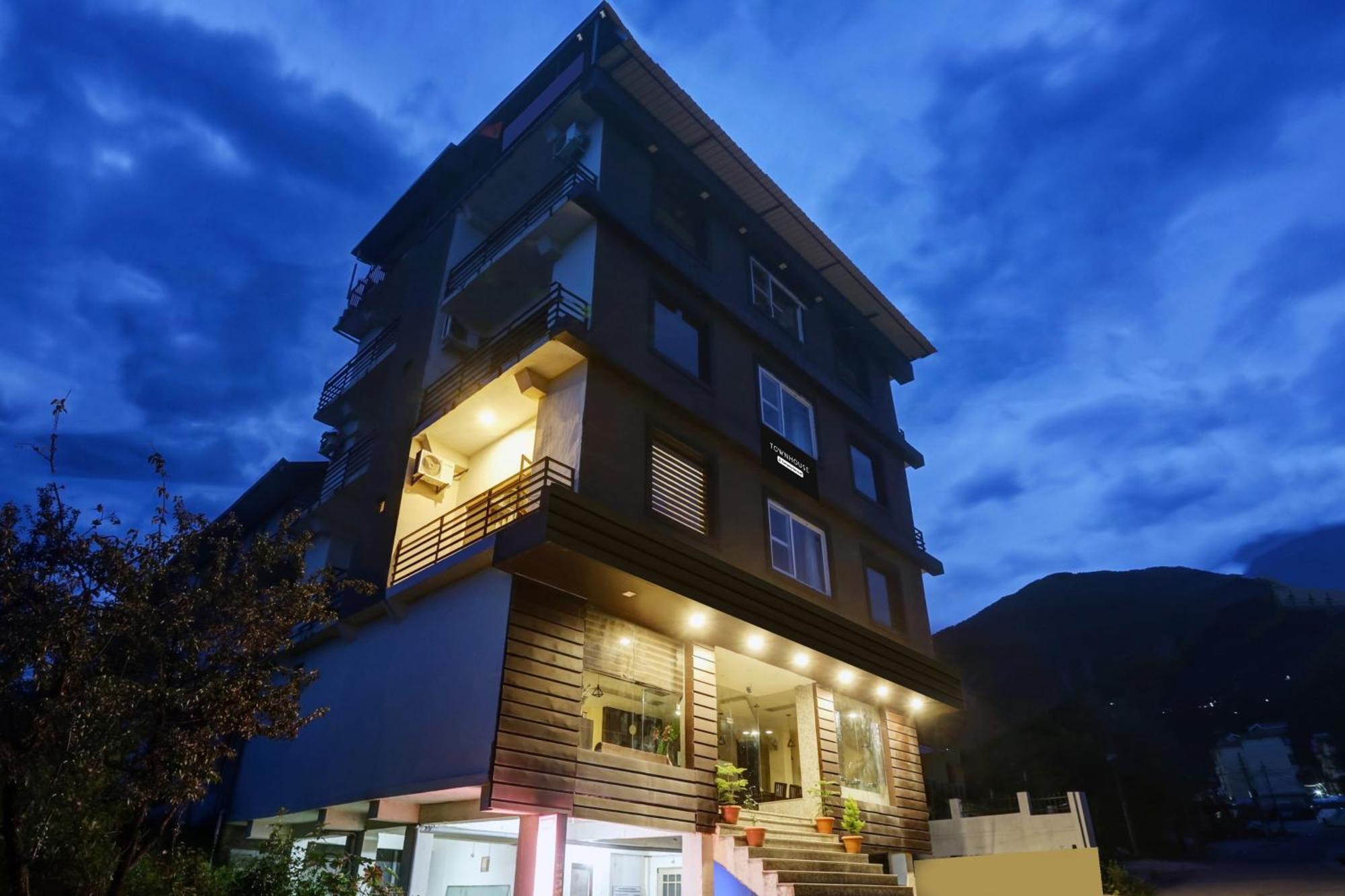 Super Townhouse