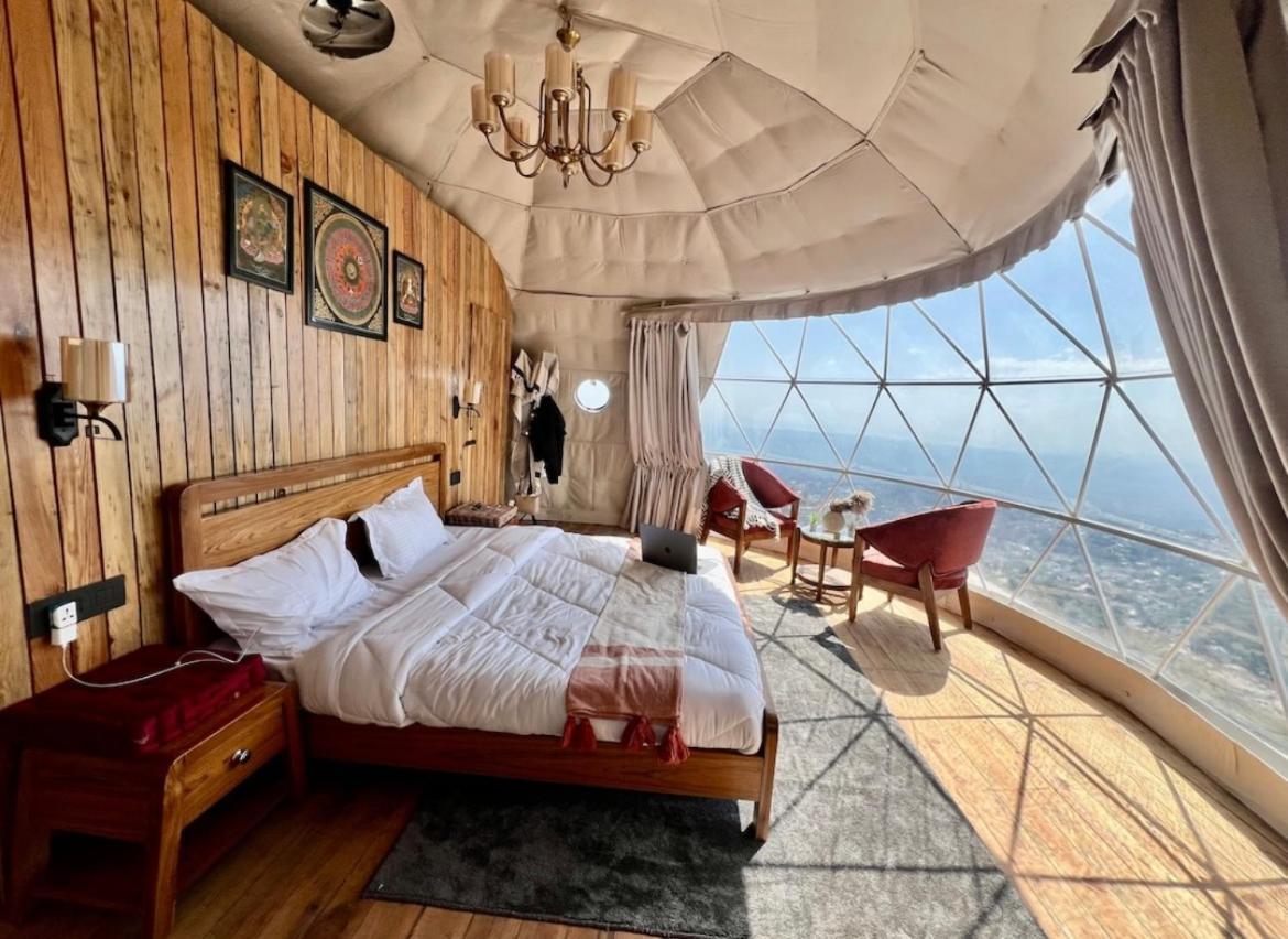 Hotel Silver Leaf The Stardome 3*