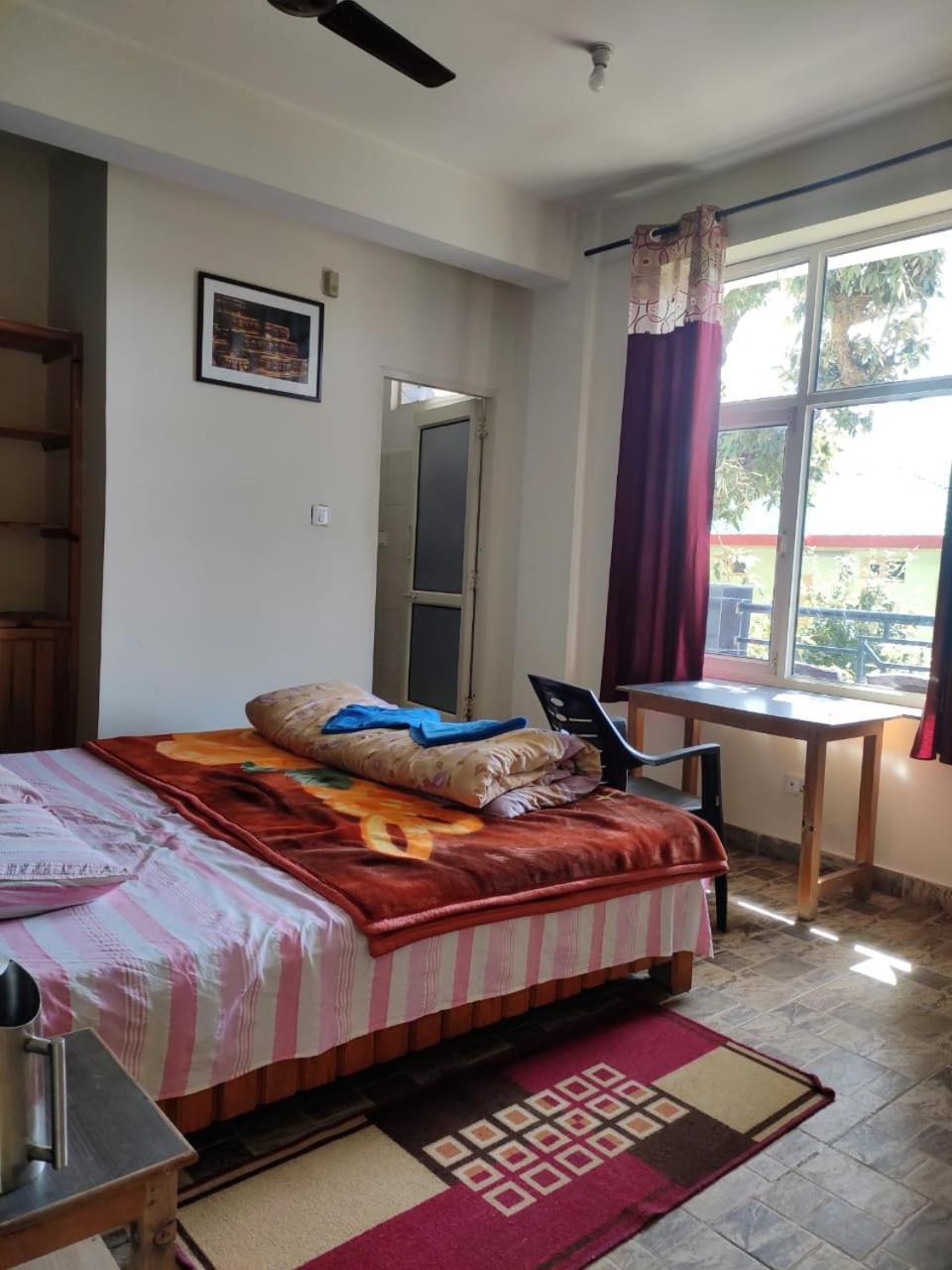 Oasis Bhagsu D'shala Guest house