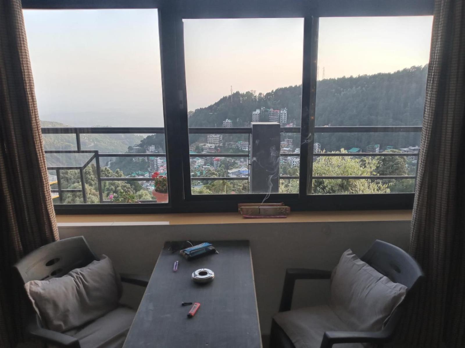 Oasis Bhagsu D'shala