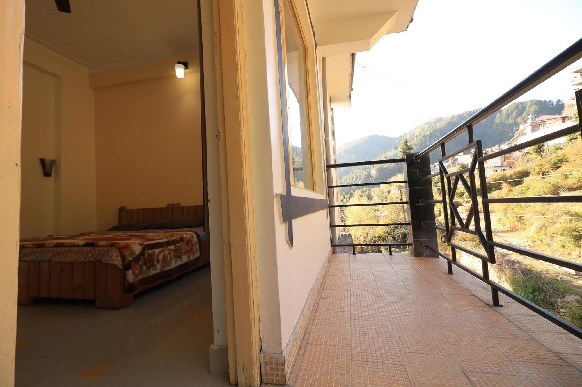 Oasis Bhagsu D'shala Guest house Dharamshala