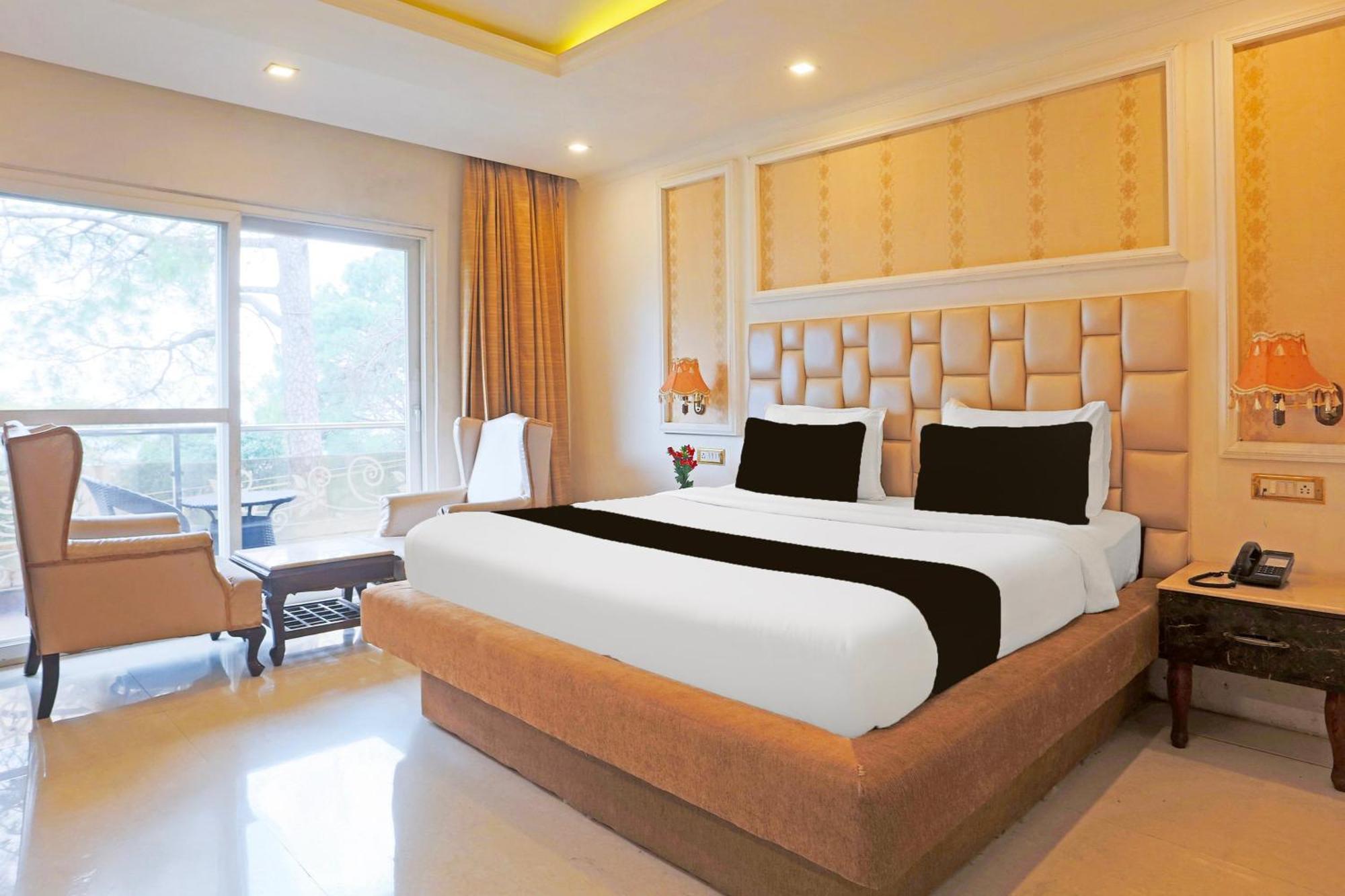 Super Townhouse Oak Near Maximus Mall * Dharamshala