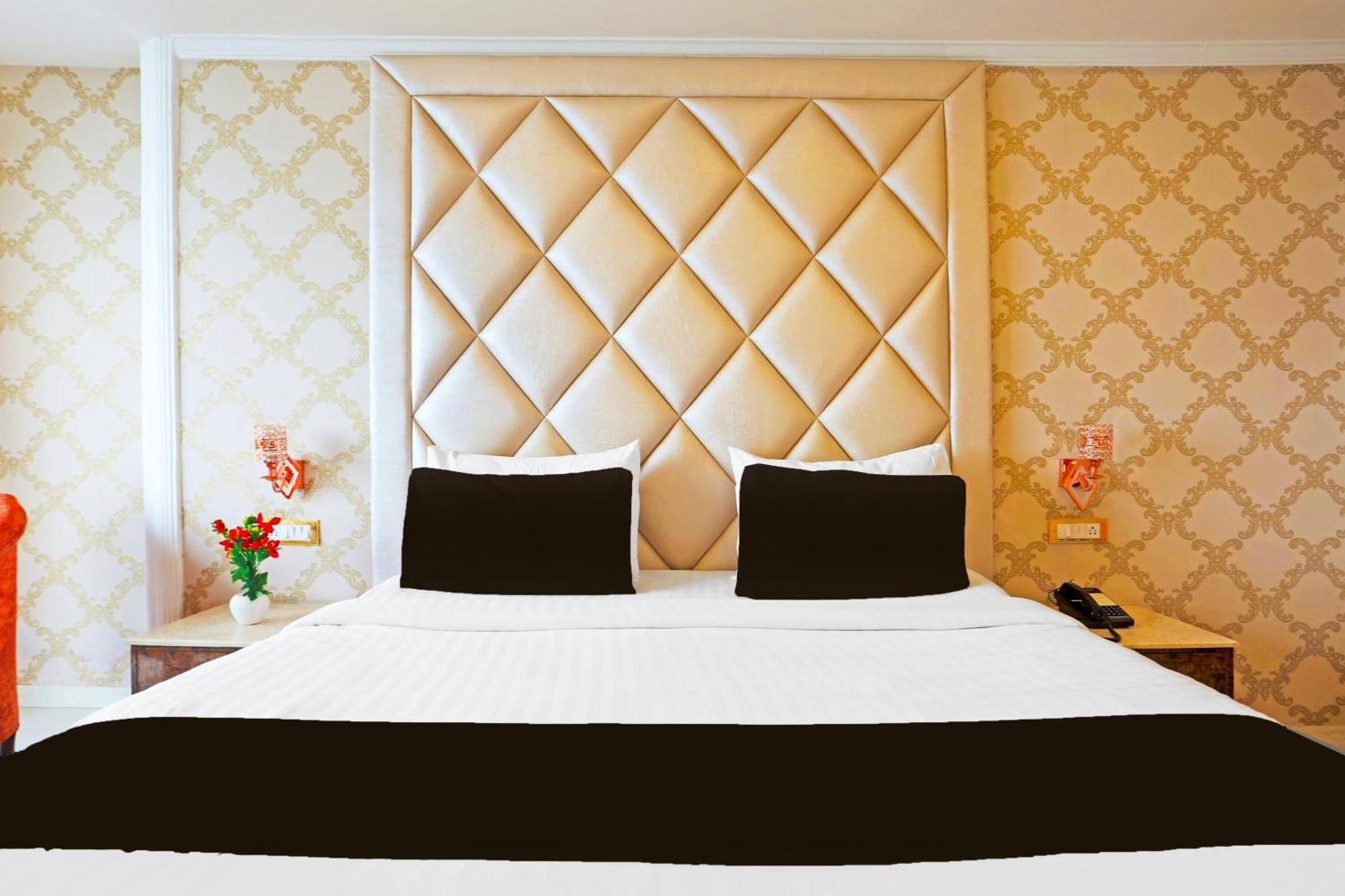 Super Townhouse Oak Near Maximus Mall Dharamshala