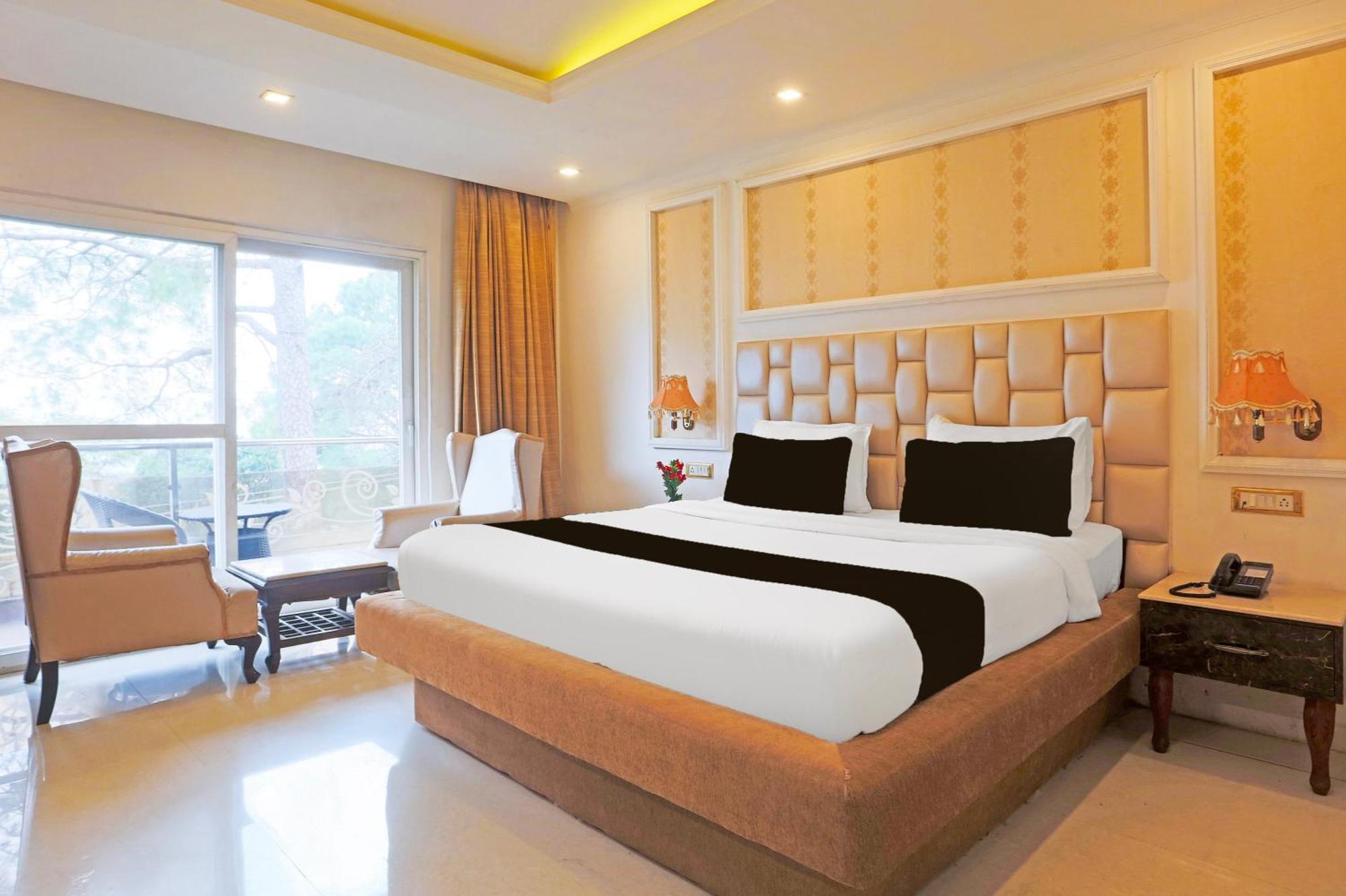 Super Townhouse Oak Near Maximus Mall * Dharamshala