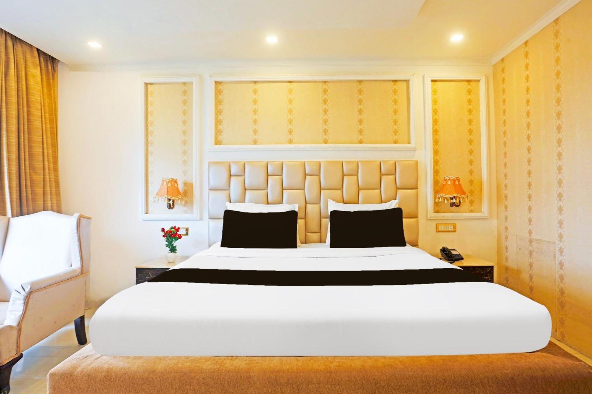 Super Townhouse Oak Near Maximus Mall * Dharamshala