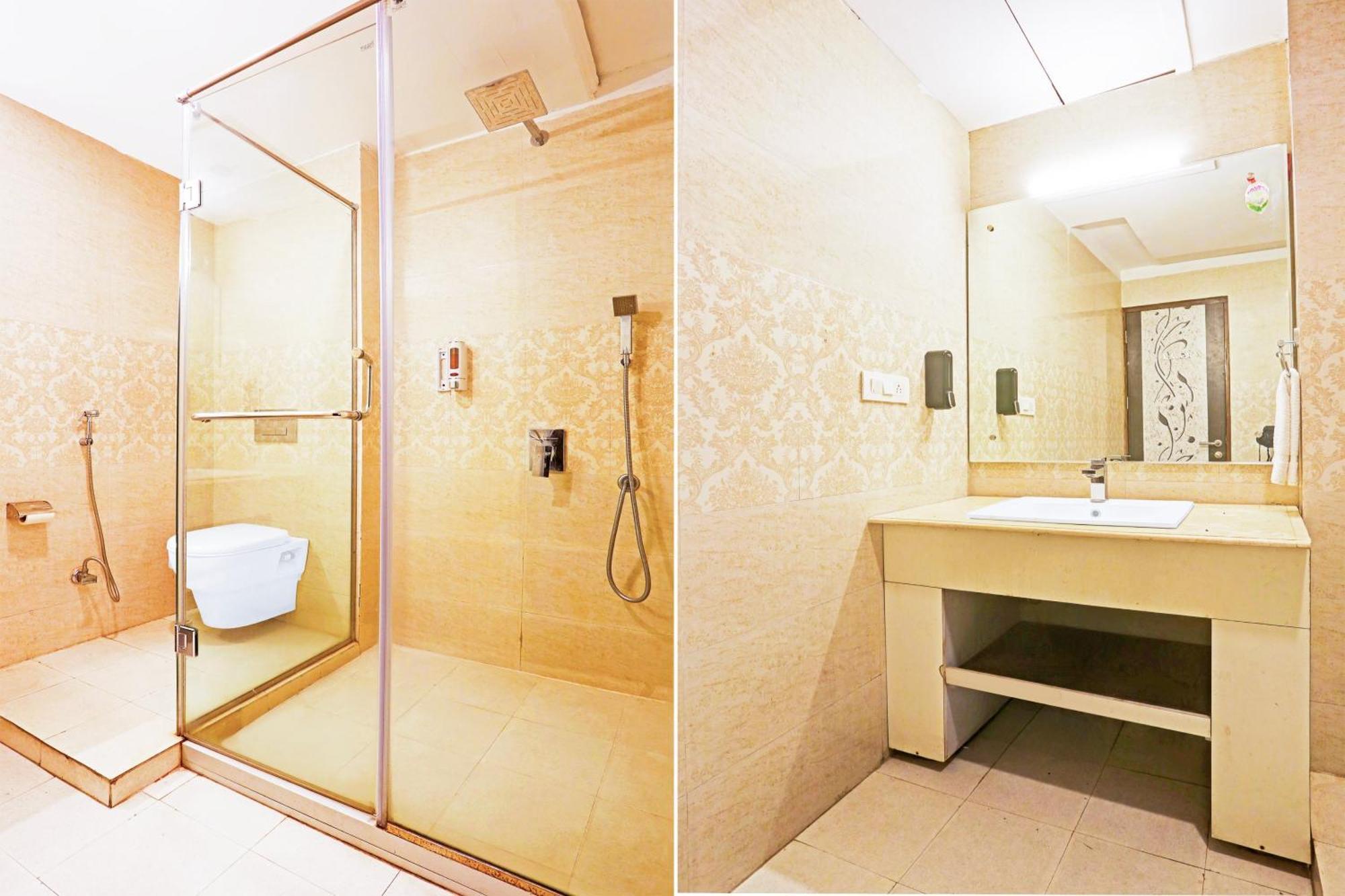 Hotel Super Townhouse Oak Near Maximus Mall *