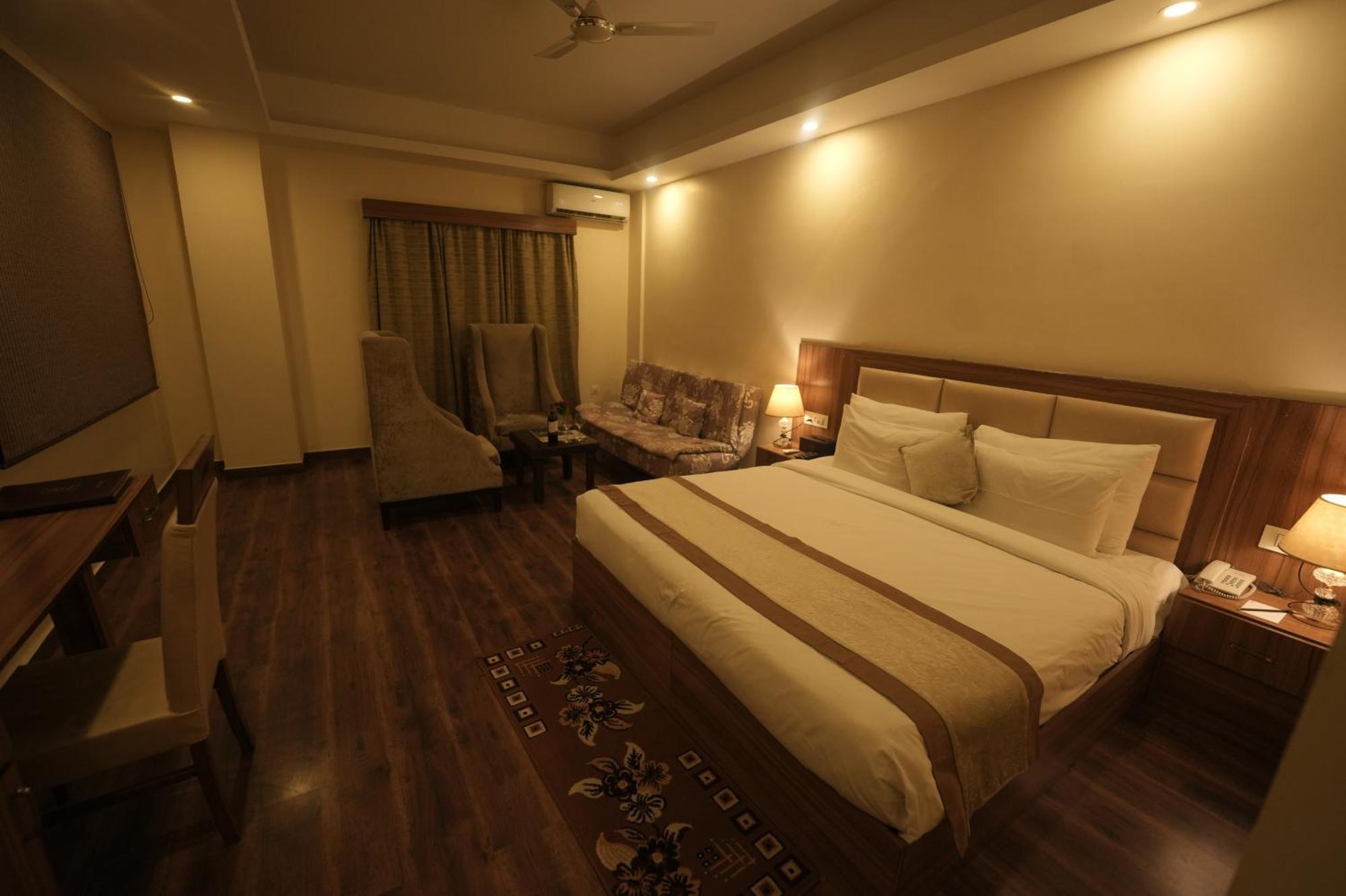 D'polo Club & Hotel Dharamshala