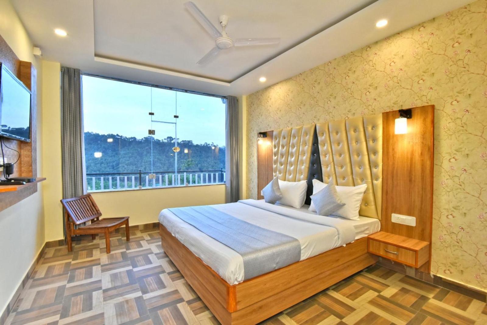 Hotel Pine View #ac Free Parking #vpo, Sudher, #cricket Stadium 5 Km Dharamshala