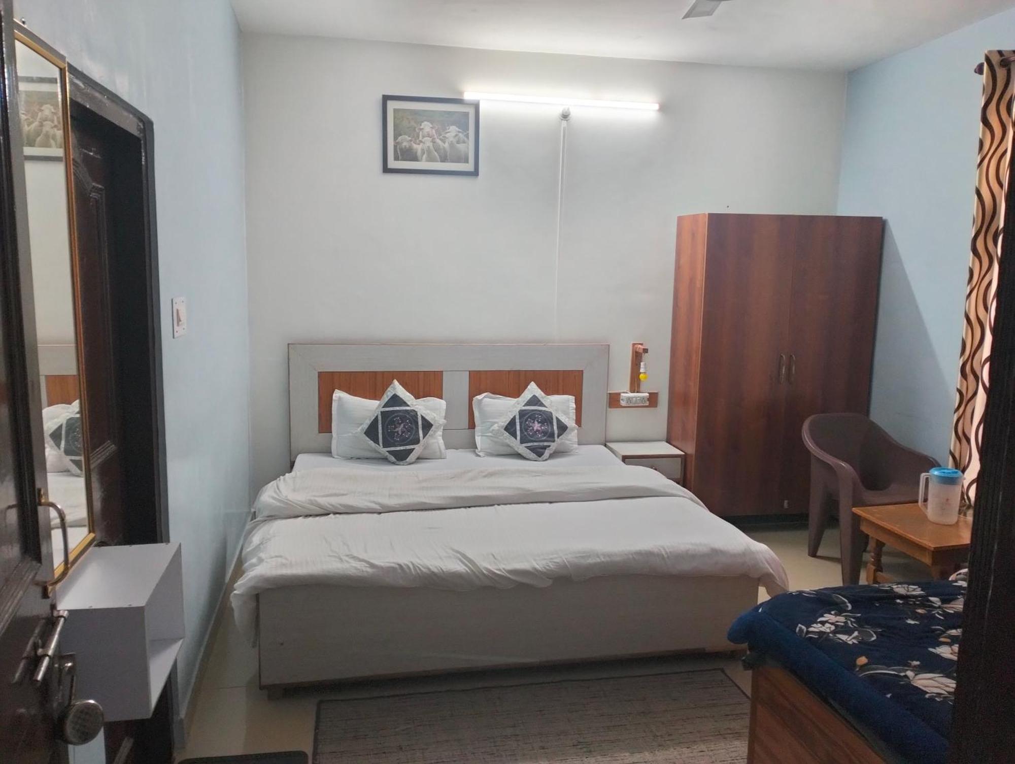 Aman Guest house *